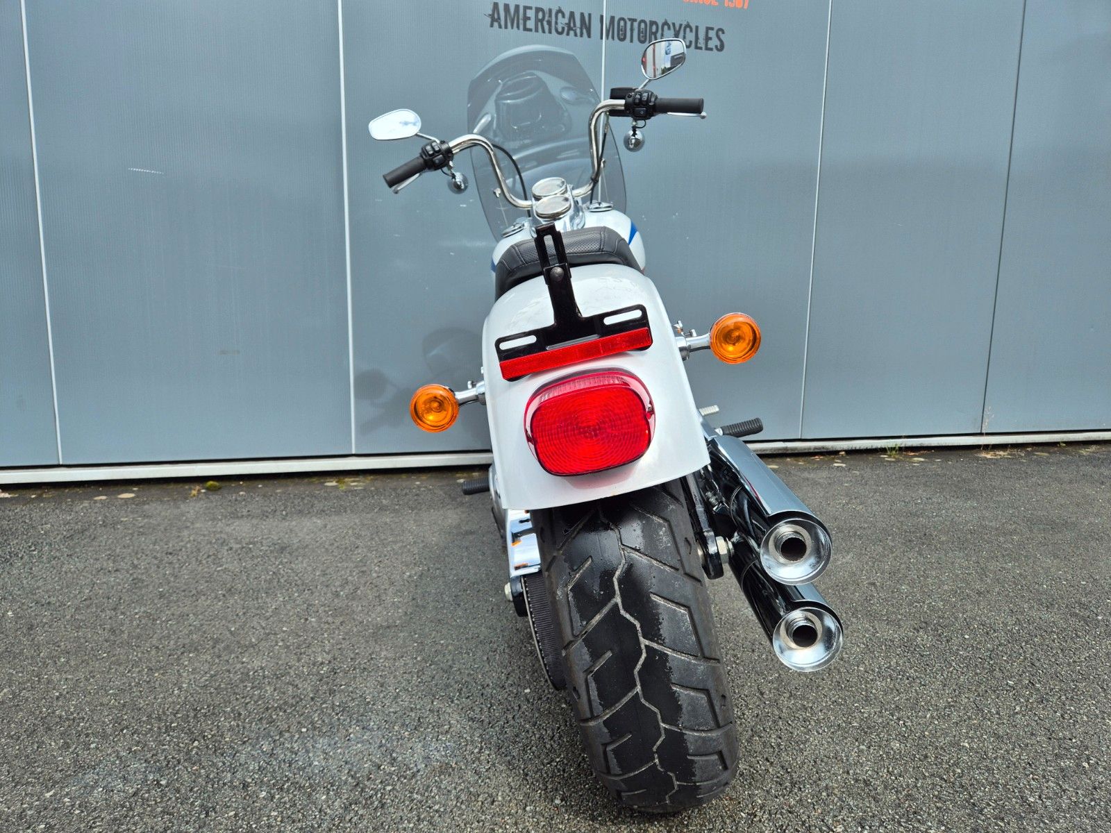 Fahrzeugabbildung Harley-Davidson FXLR °°LOW RIDER°° STONE WASHED WHITE PEARL