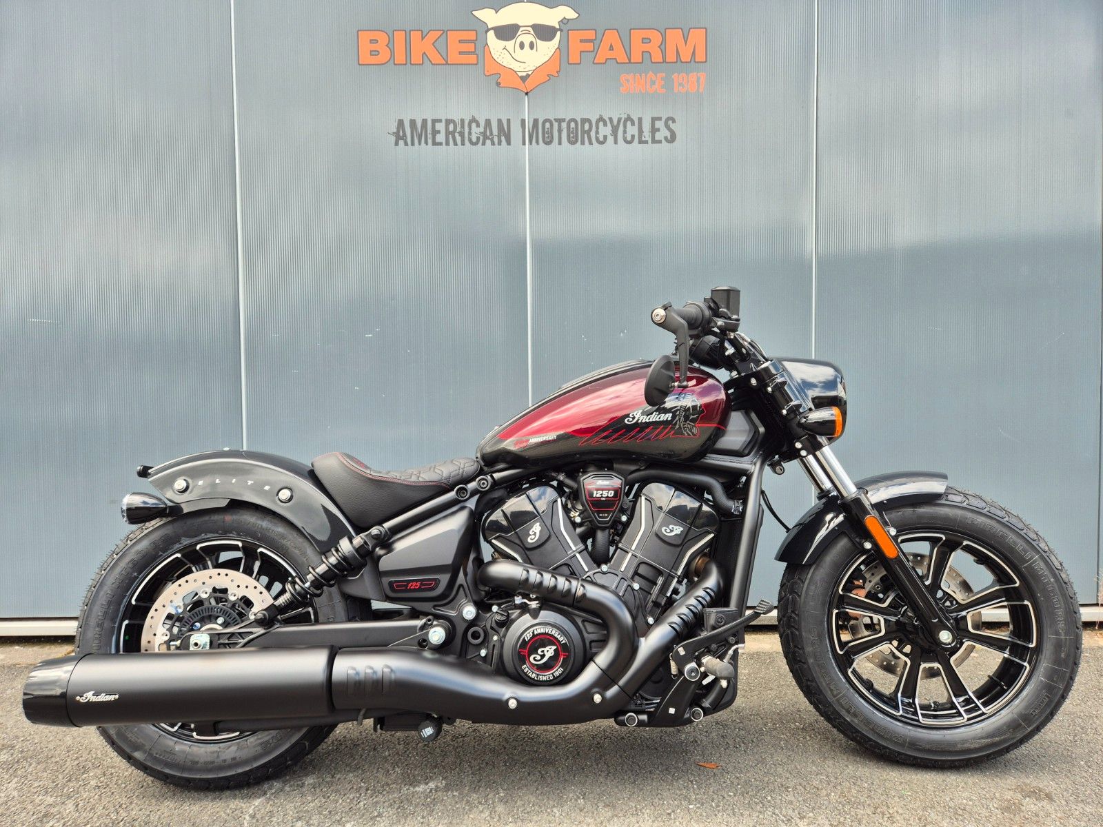 Indian SCOUT BOBBER - 125 JAHRE JUBIMODELL -