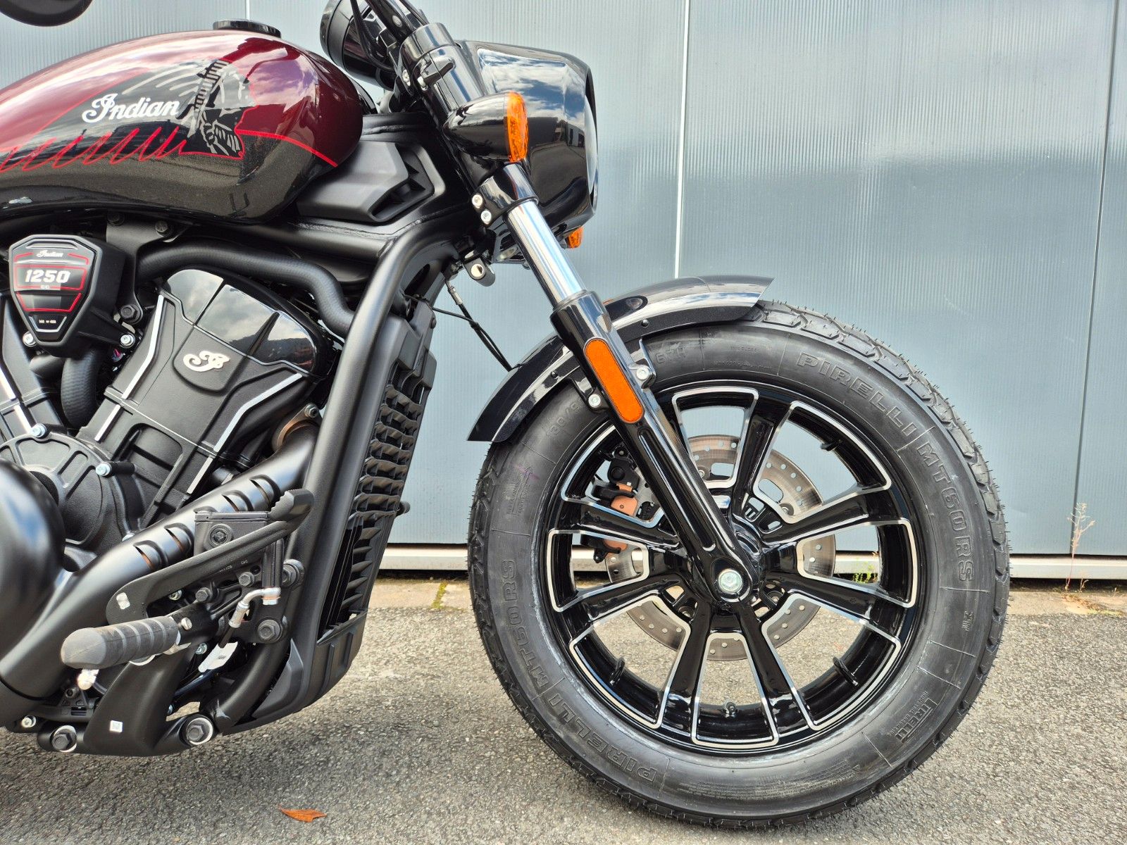 Fahrzeugabbildung Indian SCOUT BOBBER - 125 JAHRE JUBIMODELL -