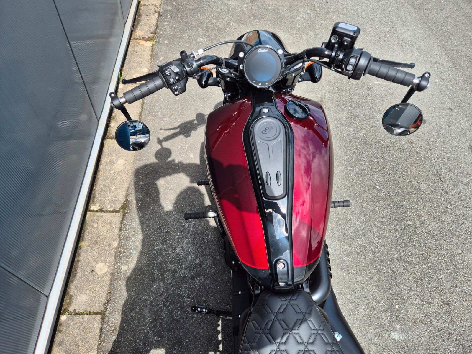 Fahrzeugabbildung Indian SCOUT BOBBER - 125 JAHRE JUBIMODELL -