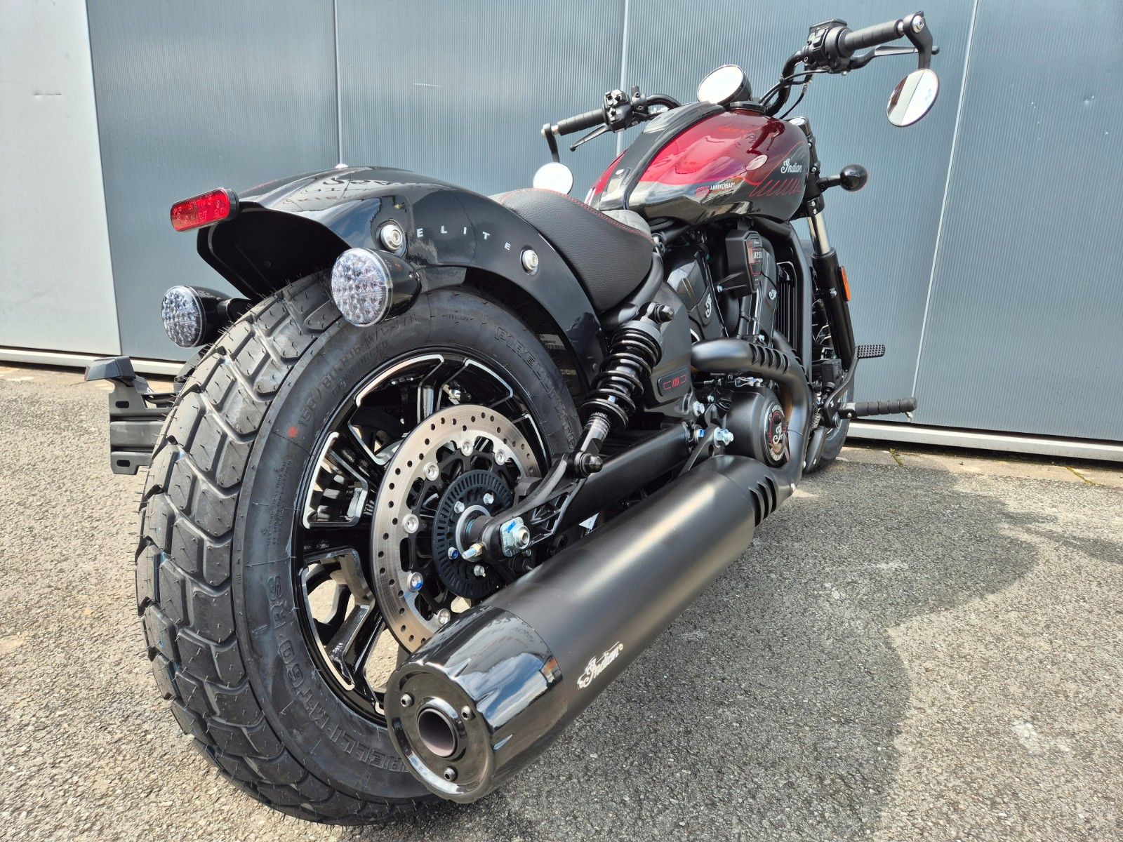 Fahrzeugabbildung Indian SCOUT BOBBER - 125 JAHRE JUBIMODELL -