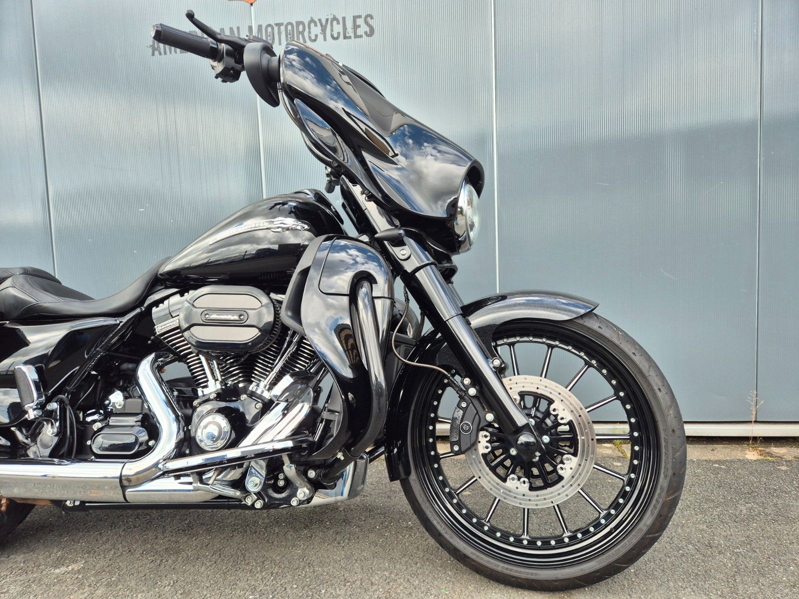 Fahrzeugabbildung Harley-Davidson FLHXSE °°SCREAMIN EAGLE STREET GLIDE CUSTOM°°