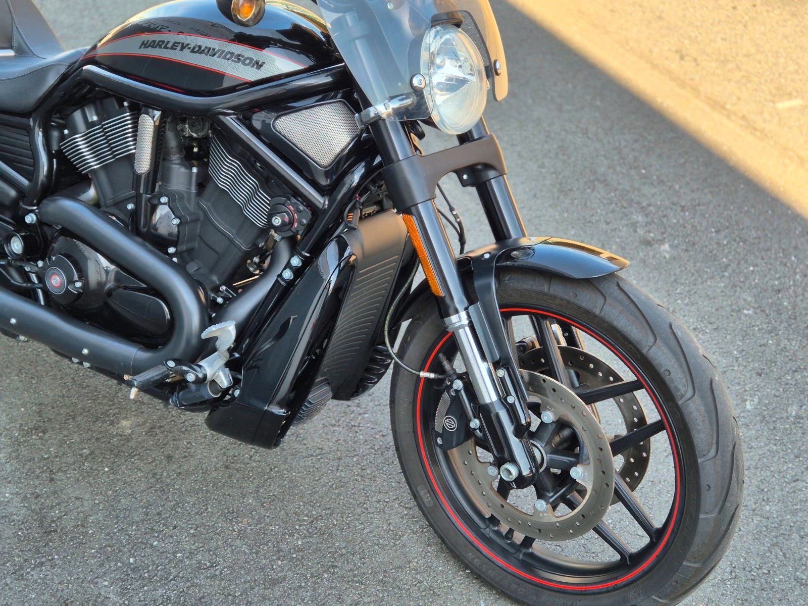 Fahrzeugabbildung Harley-Davidson VRSCDX °°NIGHT ROAD SPECIAL°° - 1.HAND - 5HD -