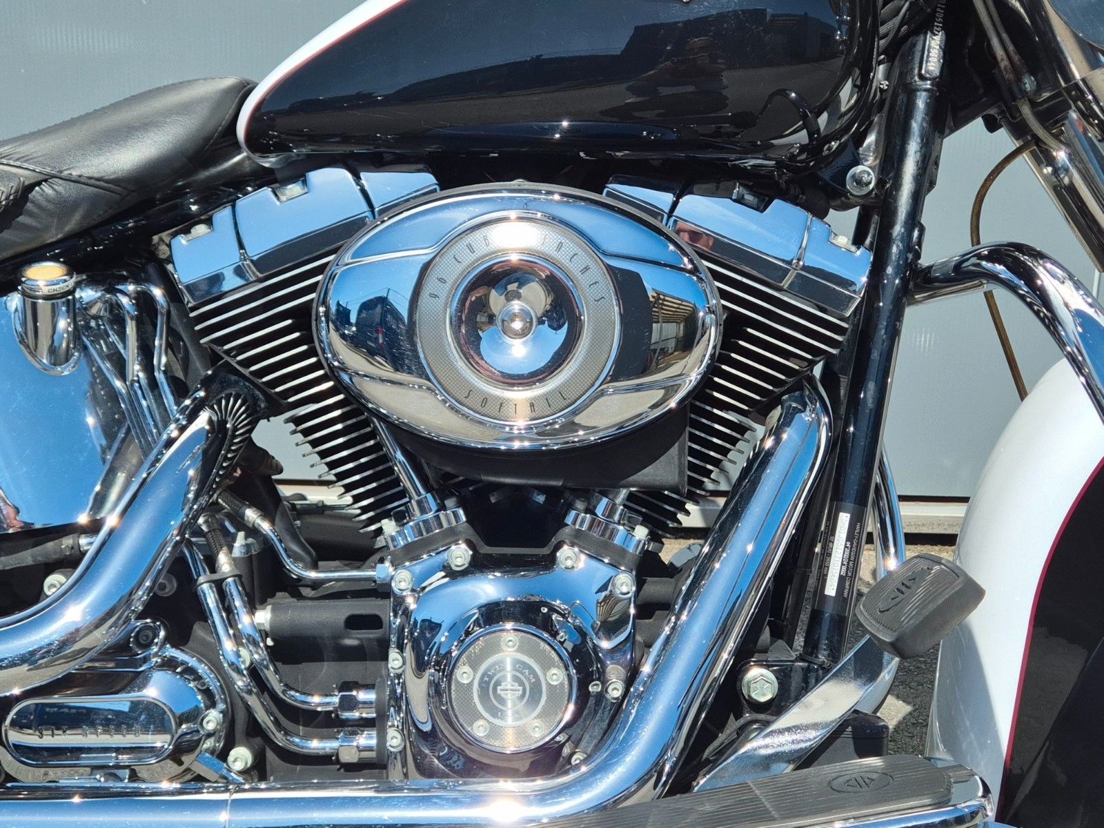 Fahrzeugabbildung Harley-Davidson FLSTN °°SOFTAIL DELUXE°° -2.HAND-DEUTSCHES BIKE-