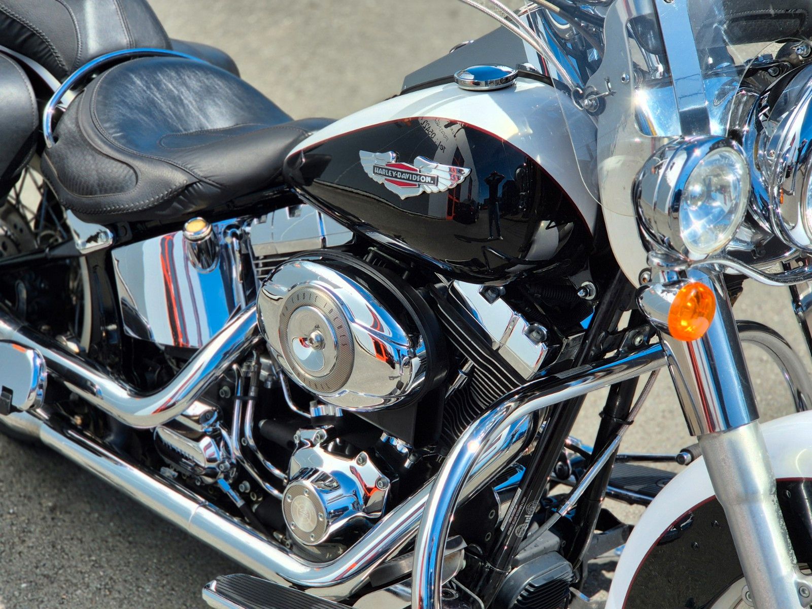 Fahrzeugabbildung Harley-Davidson FLSTN °°SOFTAIL DELUXE°° -2.HAND-DEUTSCHES BIKE-
