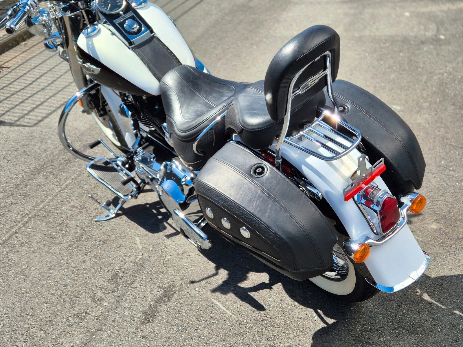 Fahrzeugabbildung Harley-Davidson FLSTN °°SOFTAIL DELUXE°° -2.HAND-DEUTSCHES BIKE-