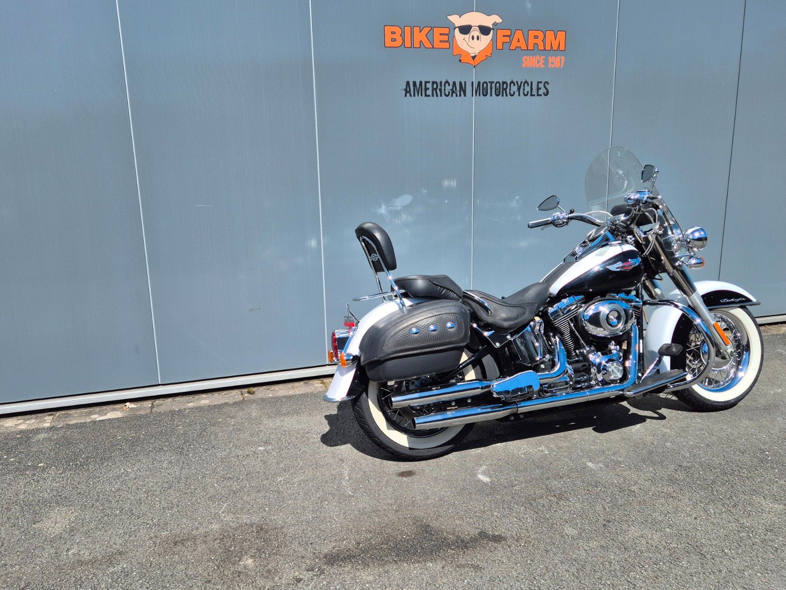 Fahrzeugabbildung Harley-Davidson FLSTN °°SOFTAIL DELUXE°° -2.HAND-DEUTSCHES BIKE-