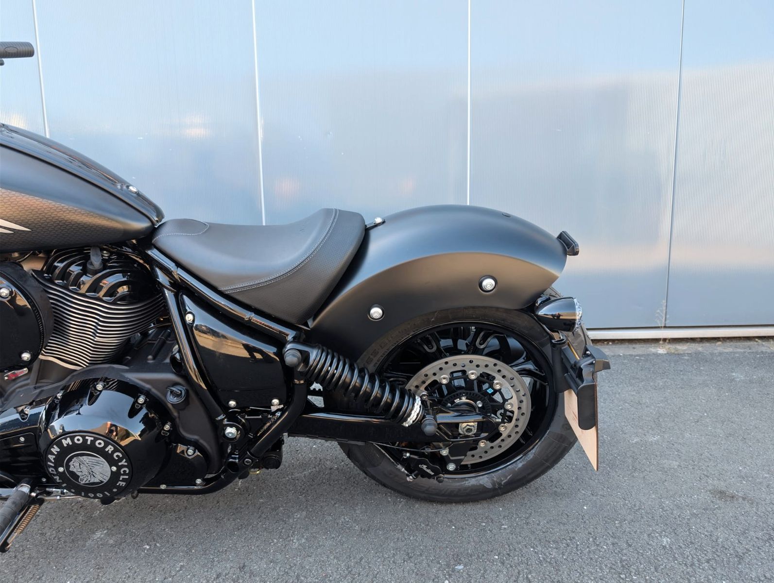 Fahrzeugabbildung Indian CHIEF DARKHORSE * BLACK SMOKE * 2026 NEU