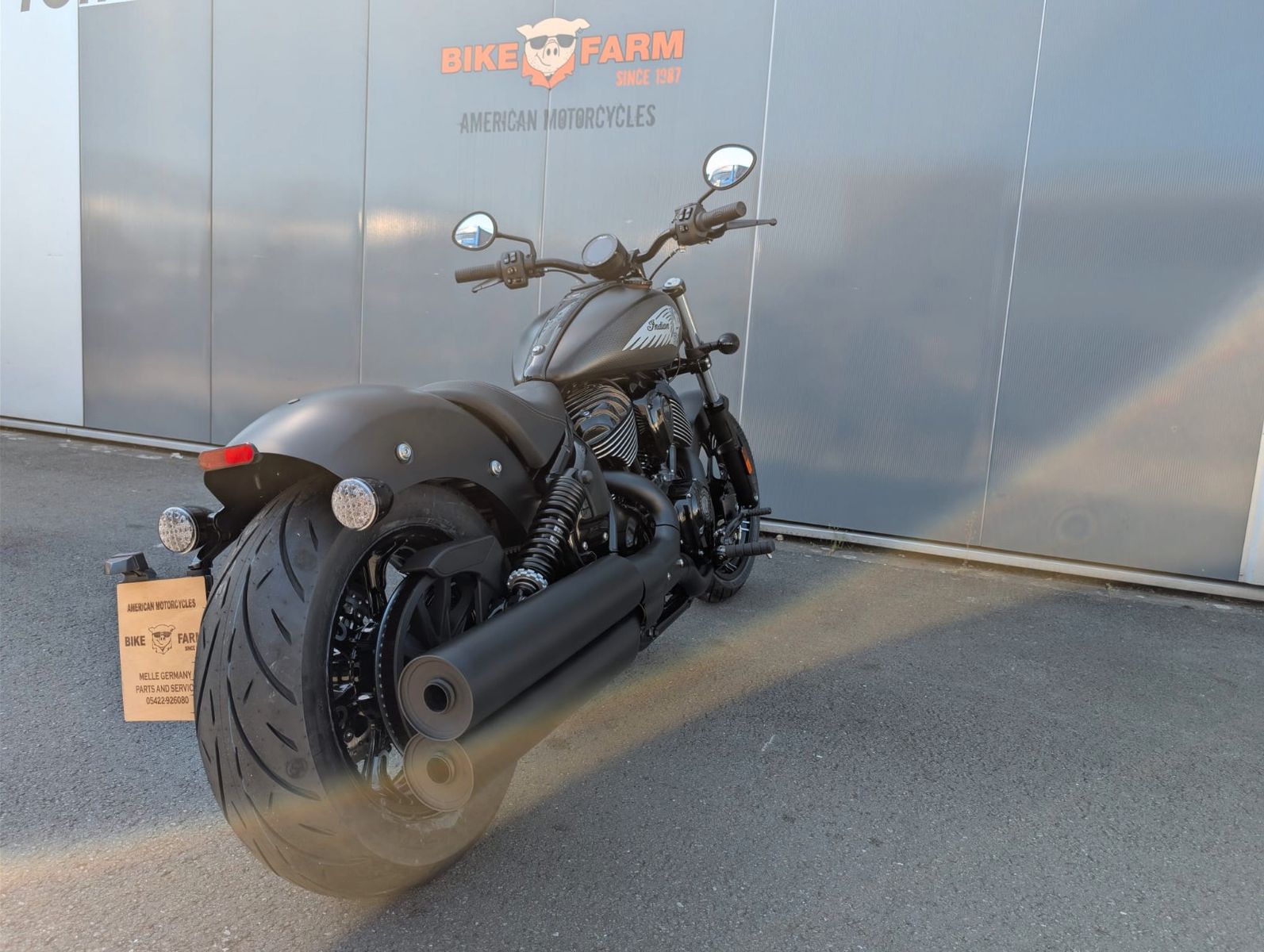 Fahrzeugabbildung Indian CHIEF DARKHORSE * BLACK SMOKE * 2026 NEU