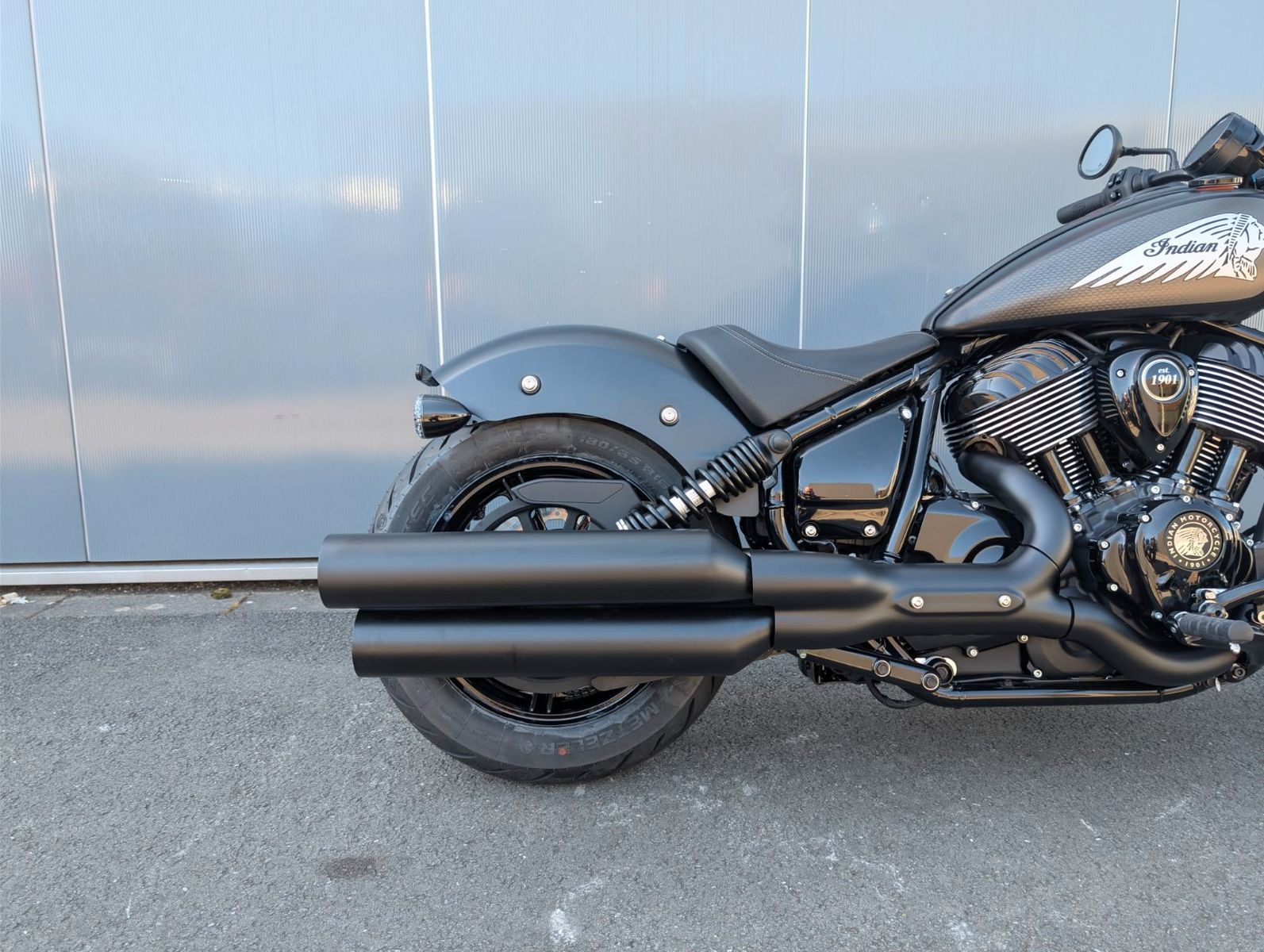 Fahrzeugabbildung Indian CHIEF DARKHORSE * BLACK SMOKE * 2026 NEU