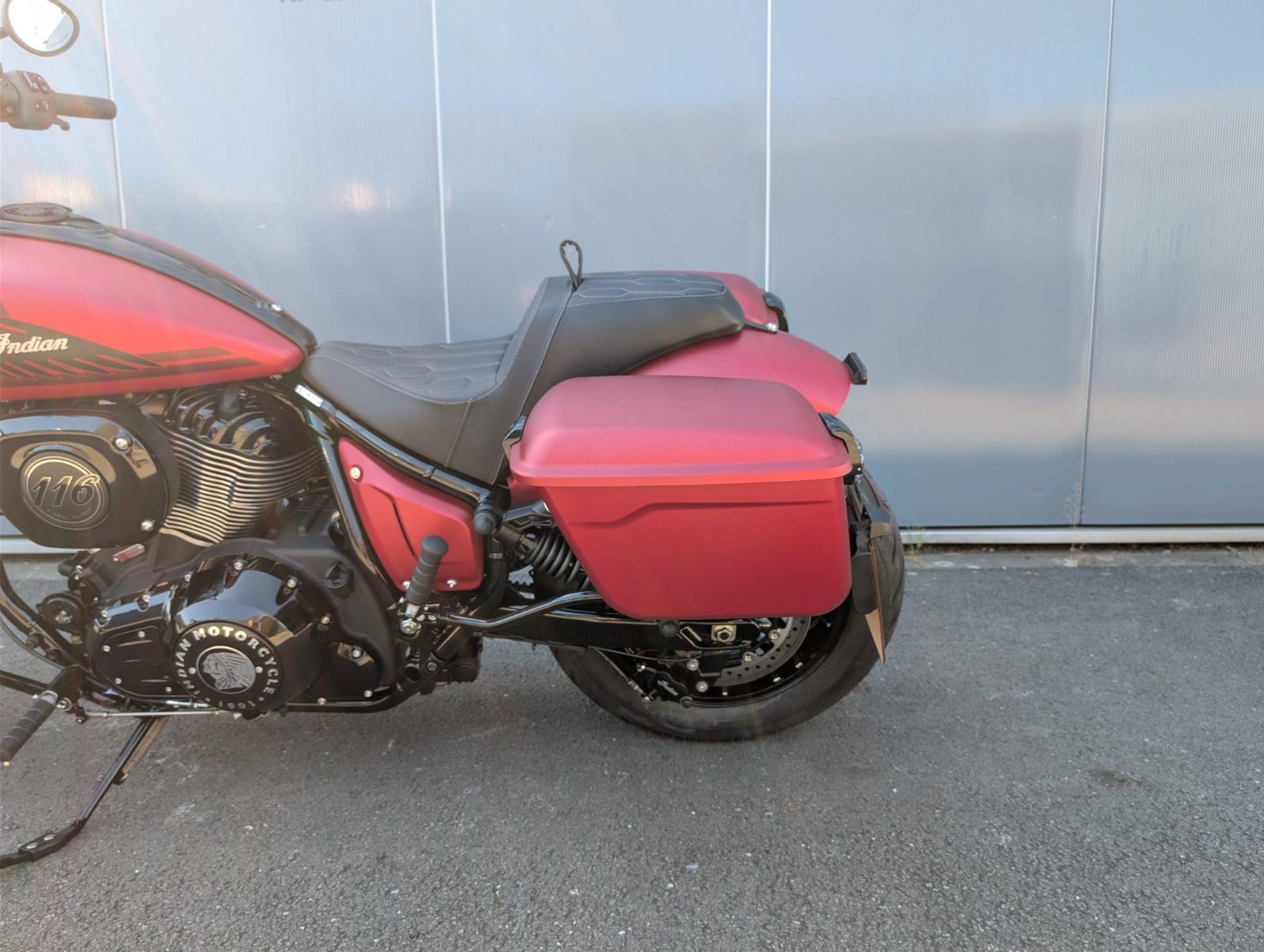 Fahrzeugabbildung Indian SPORT CHIEF RT * RED SMOKE * NEUFAHRZEUG