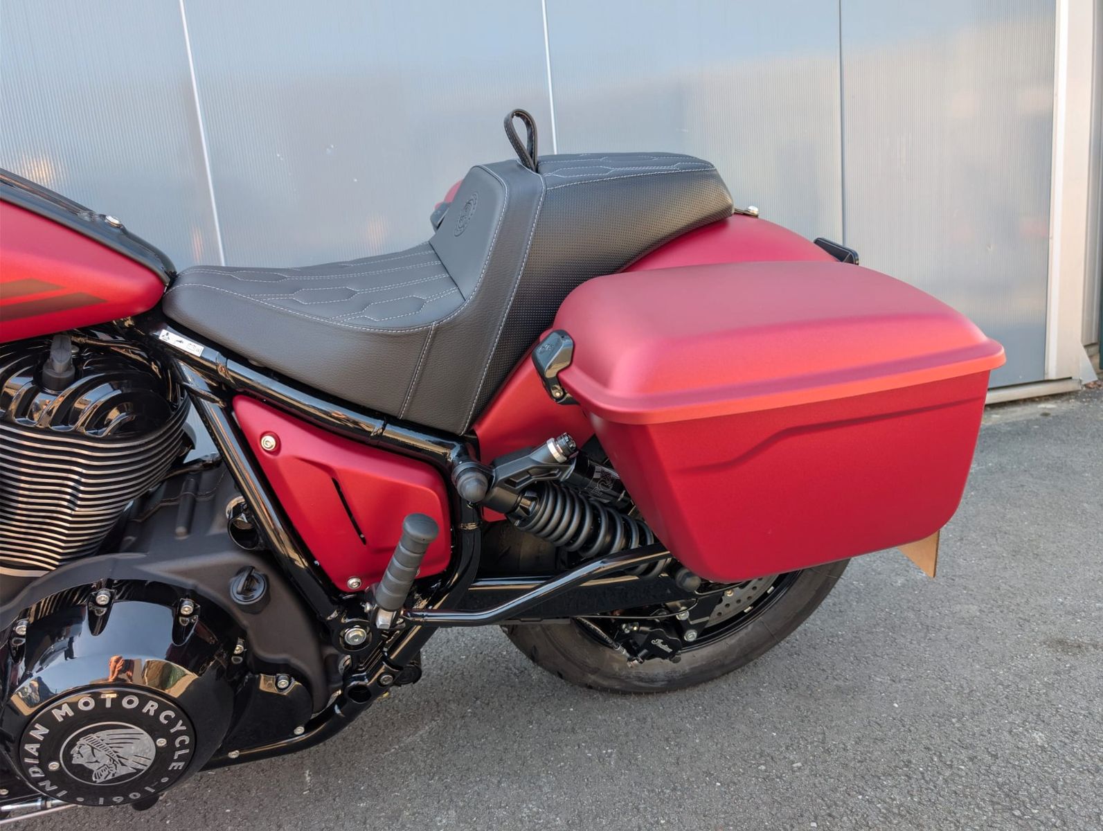 Fahrzeugabbildung Indian SPORT CHIEF RT * RED SMOKE * NEUFAHRZEUG
