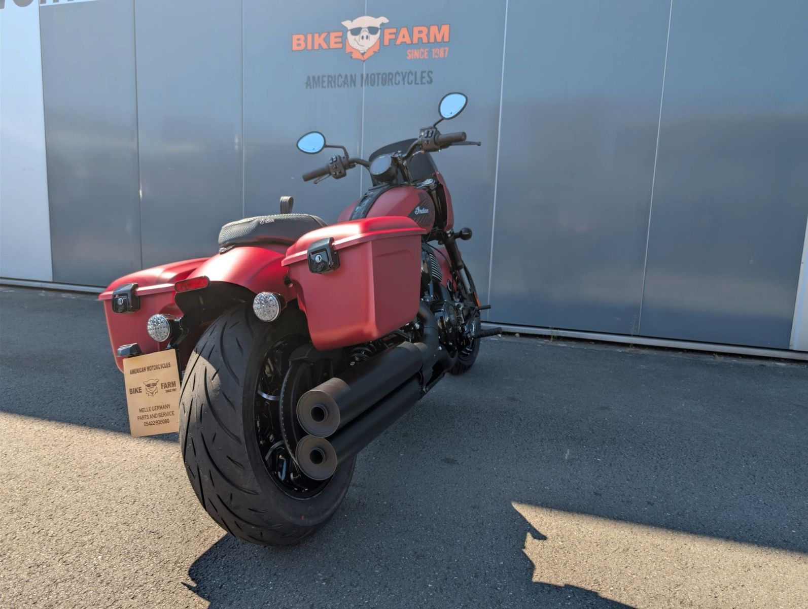 Fahrzeugabbildung Indian SPORT CHIEF RT * RED SMOKE * NEUFAHRZEUG