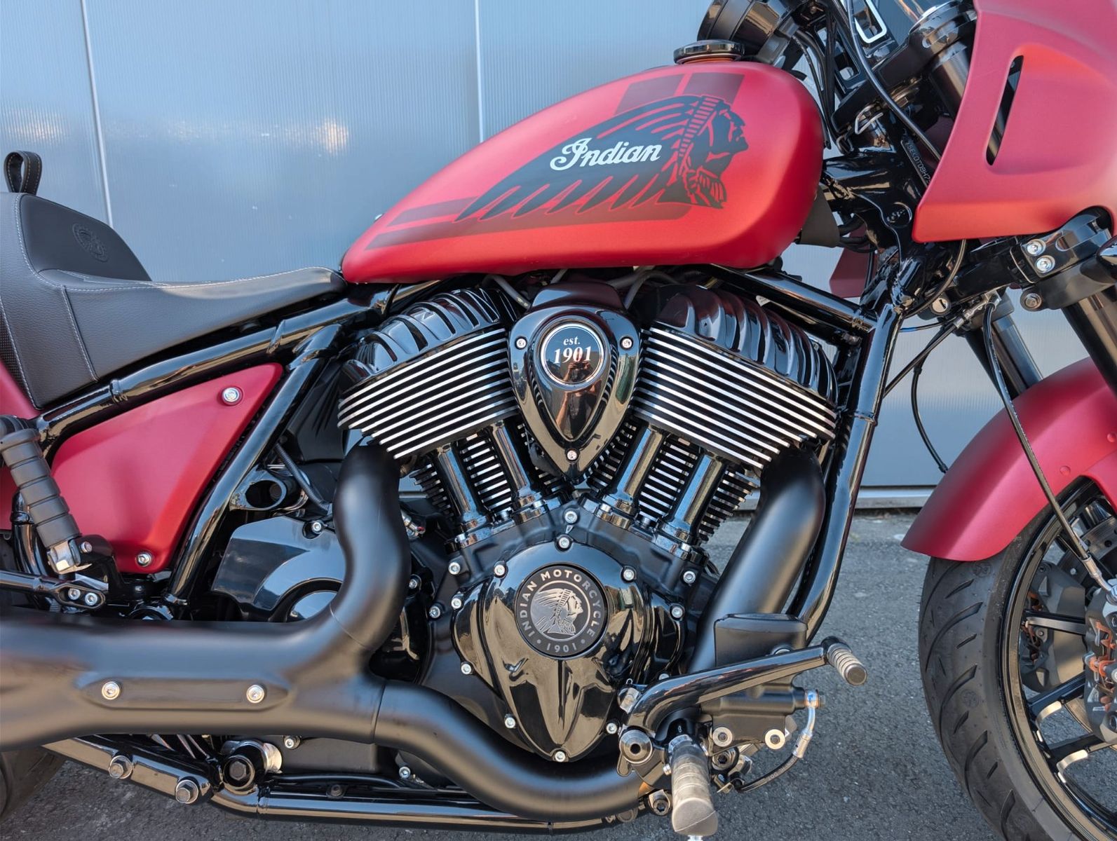 Fahrzeugabbildung Indian SPORT CHIEF RT * RED SMOKE * NEUFAHRZEUG