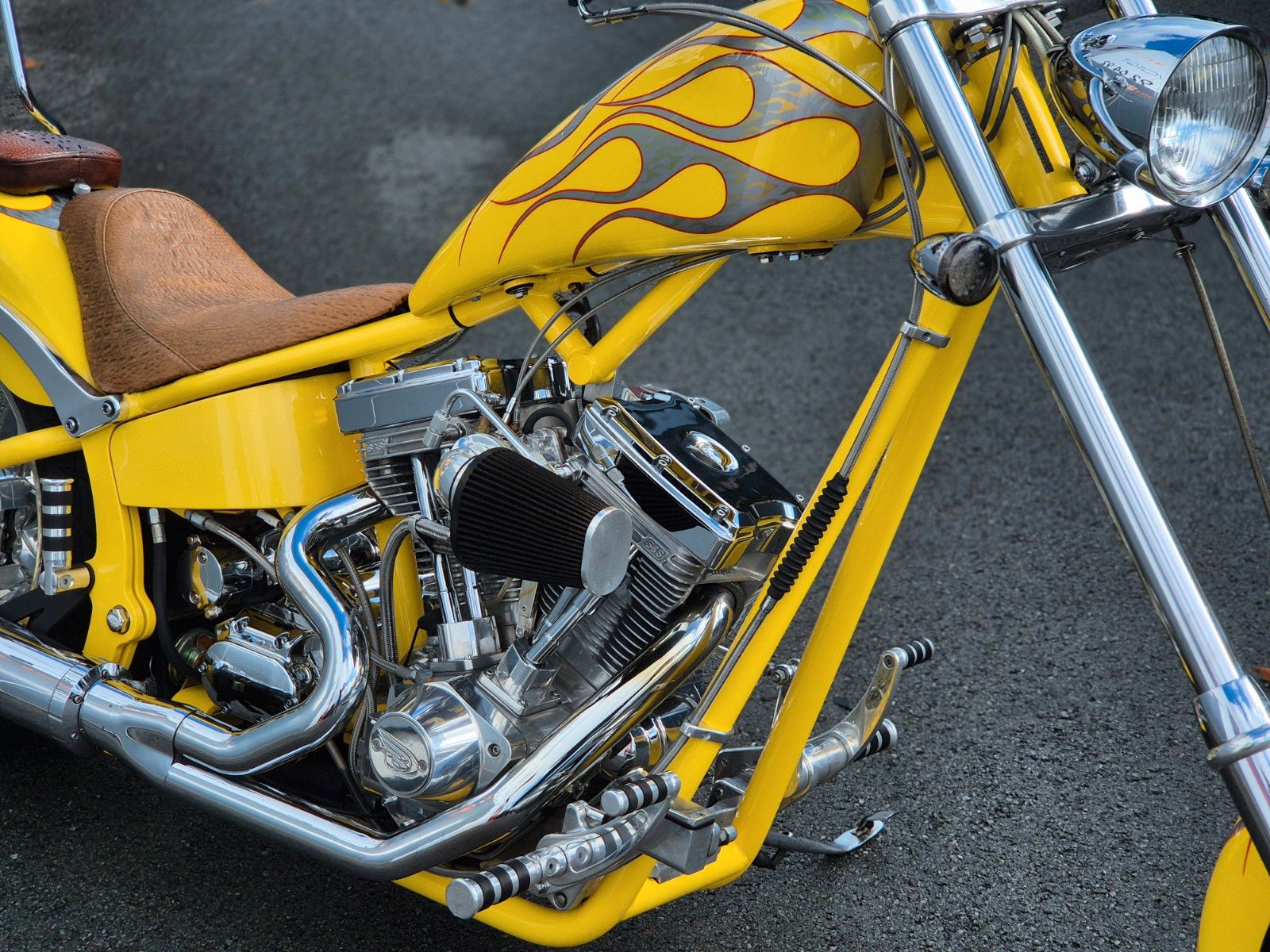 Fahrzeugabbildung Big Dog Motorcycles CHOPPER DT *PENZL AUSPUFF* *NEUE REIFEN* -S&S-