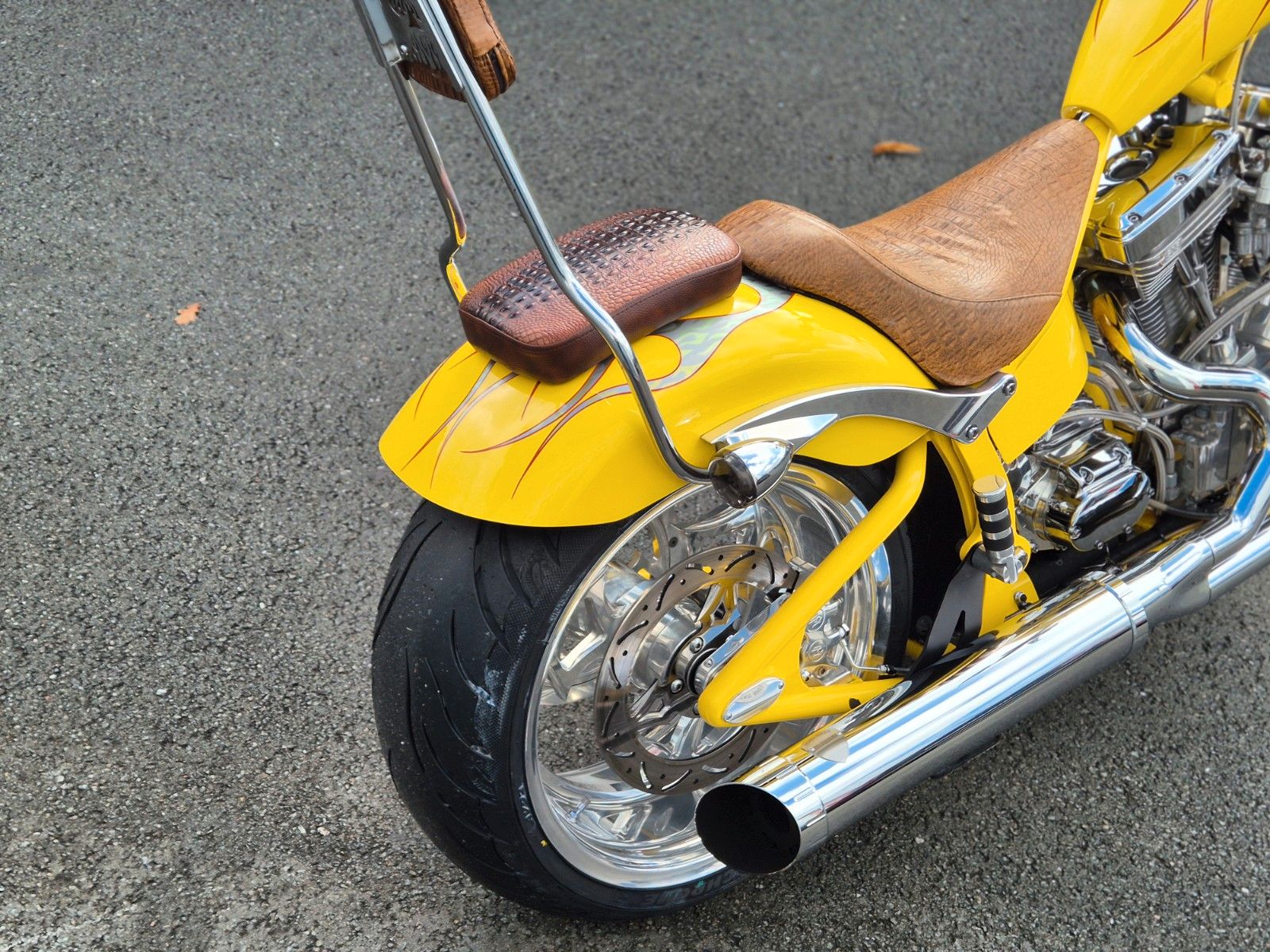 Fahrzeugabbildung Big Dog Motorcycles CHOPPER DT *PENZL AUSPUFF* *NEUE REIFEN* -S&S-