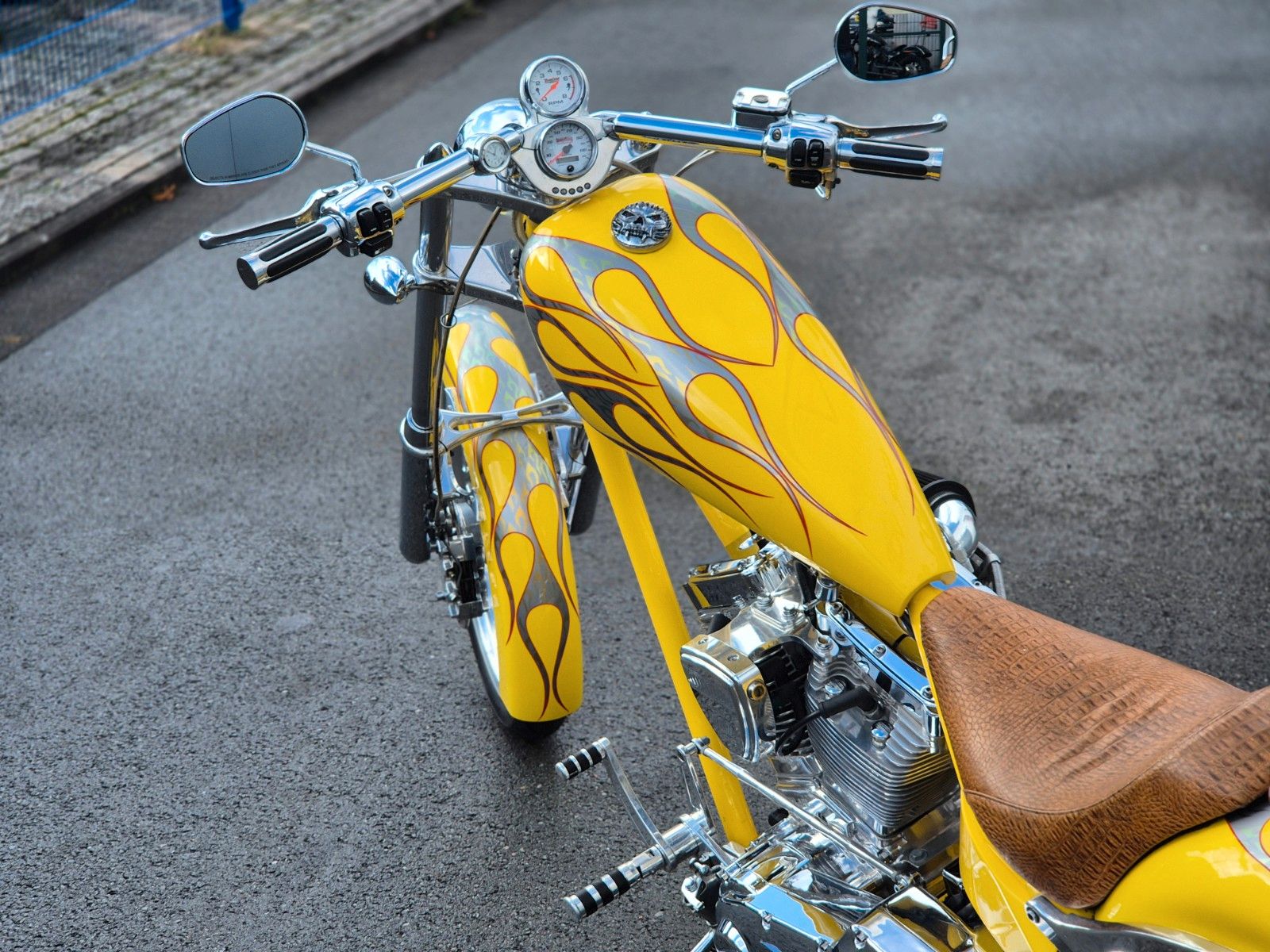 Fahrzeugabbildung Big Dog Motorcycles CHOPPER DT *PENZL AUSPUFF* *NEUE REIFEN* -S&S-