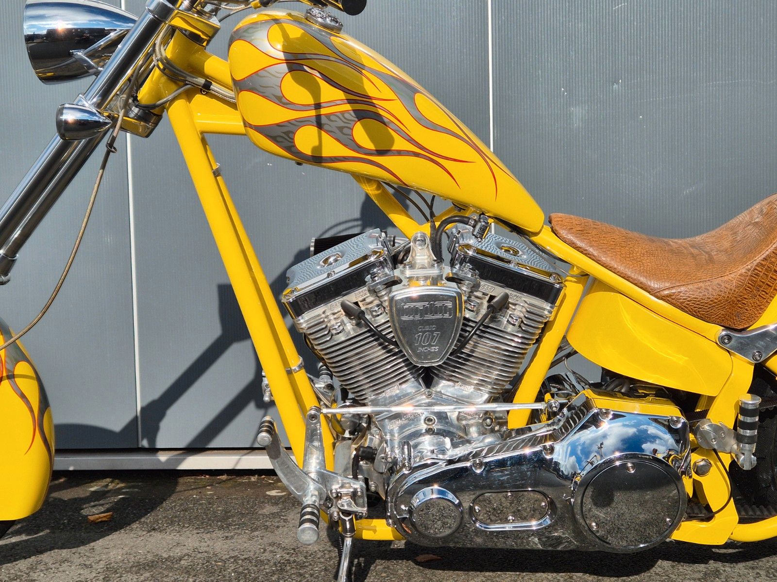 Fahrzeugabbildung Big Dog Motorcycles CHOPPER DT *PENZL AUSPUFF* *NEUE REIFEN* -S&S-