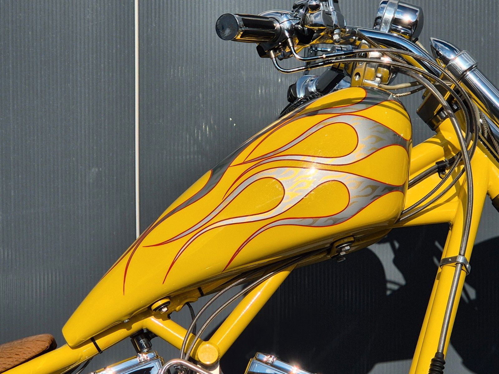 Fahrzeugabbildung Big Dog Motorcycles CHOPPER DT *PENZL AUSPUFF* *NEUE REIFEN* -S&S-
