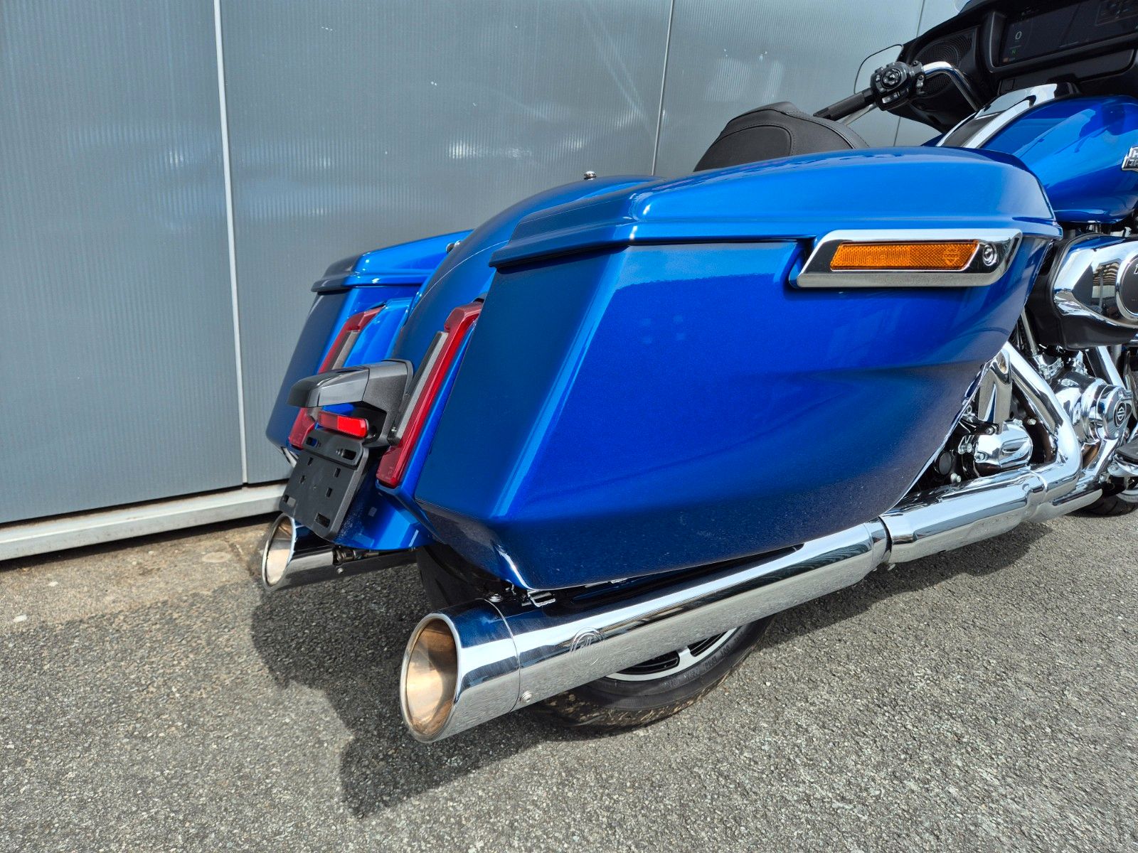Fahrzeugabbildung Harley-Davidson STREET GLIDE M8 - KESS TECH AUSPUFF -