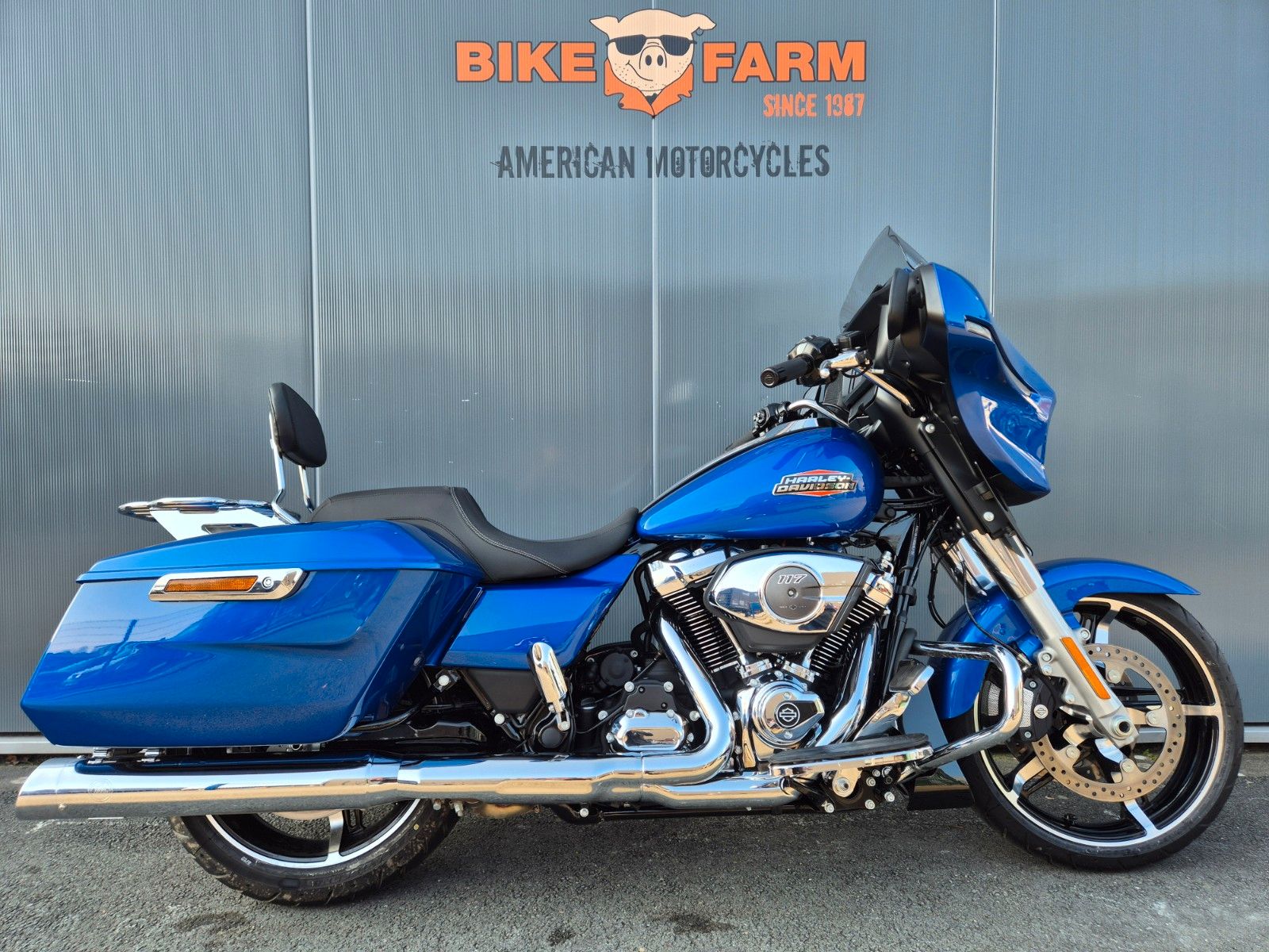 Fahrzeugabbildung Harley-Davidson STREET GLIDE M8 - KESS TECH AUSPUFF -