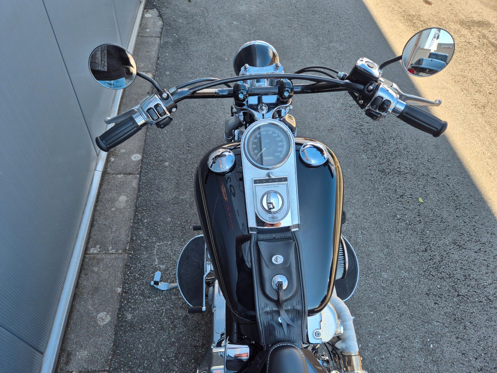 Fahrzeugabbildung Harley-Davidson FXST °° SOFTAIL SPRINGER BOBBER °° -BIG SPOKE-