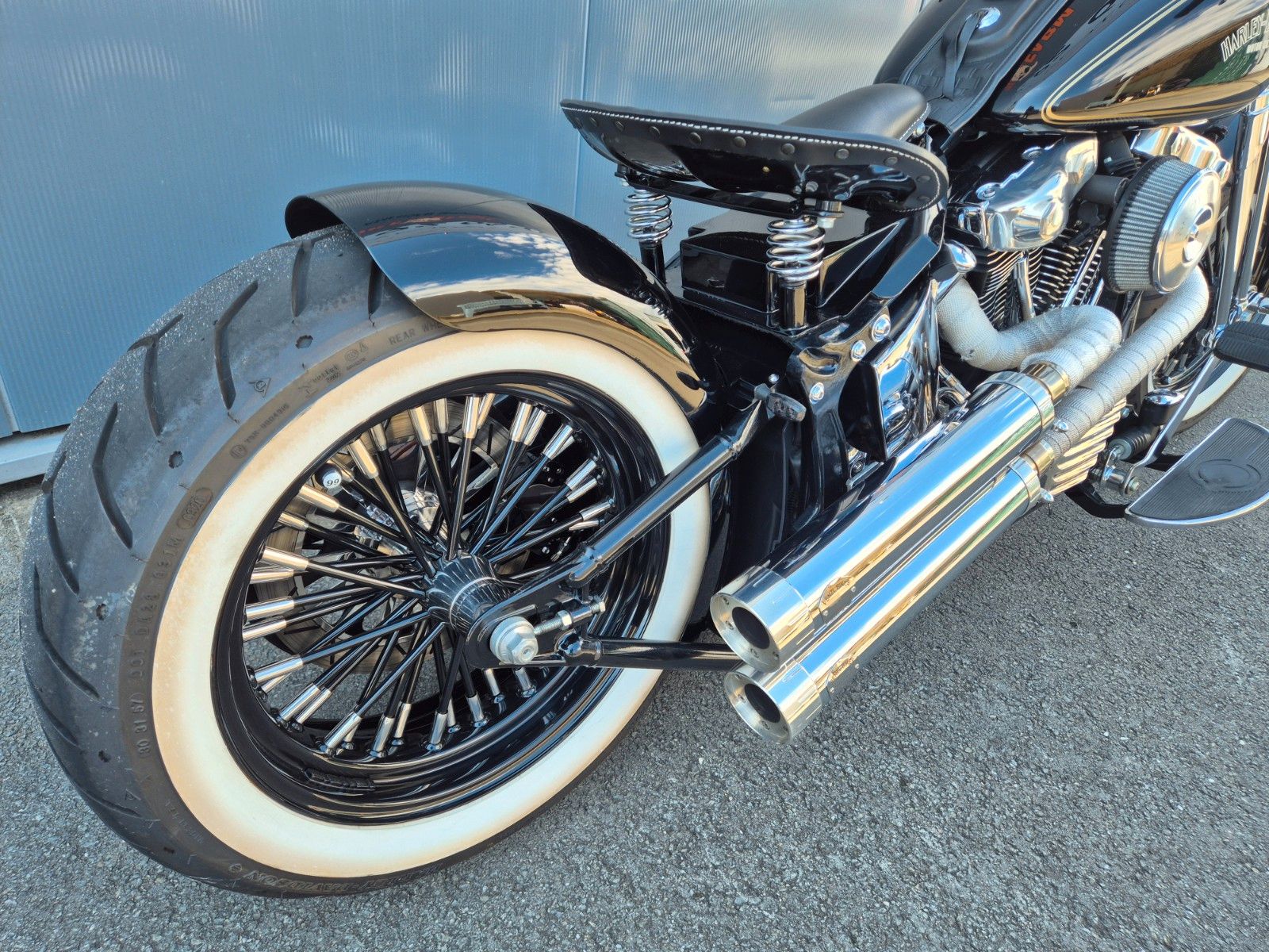 Fahrzeugabbildung Harley-Davidson FXST °° SOFTAIL SPRINGER BOBBER °° -BIG SPOKE-