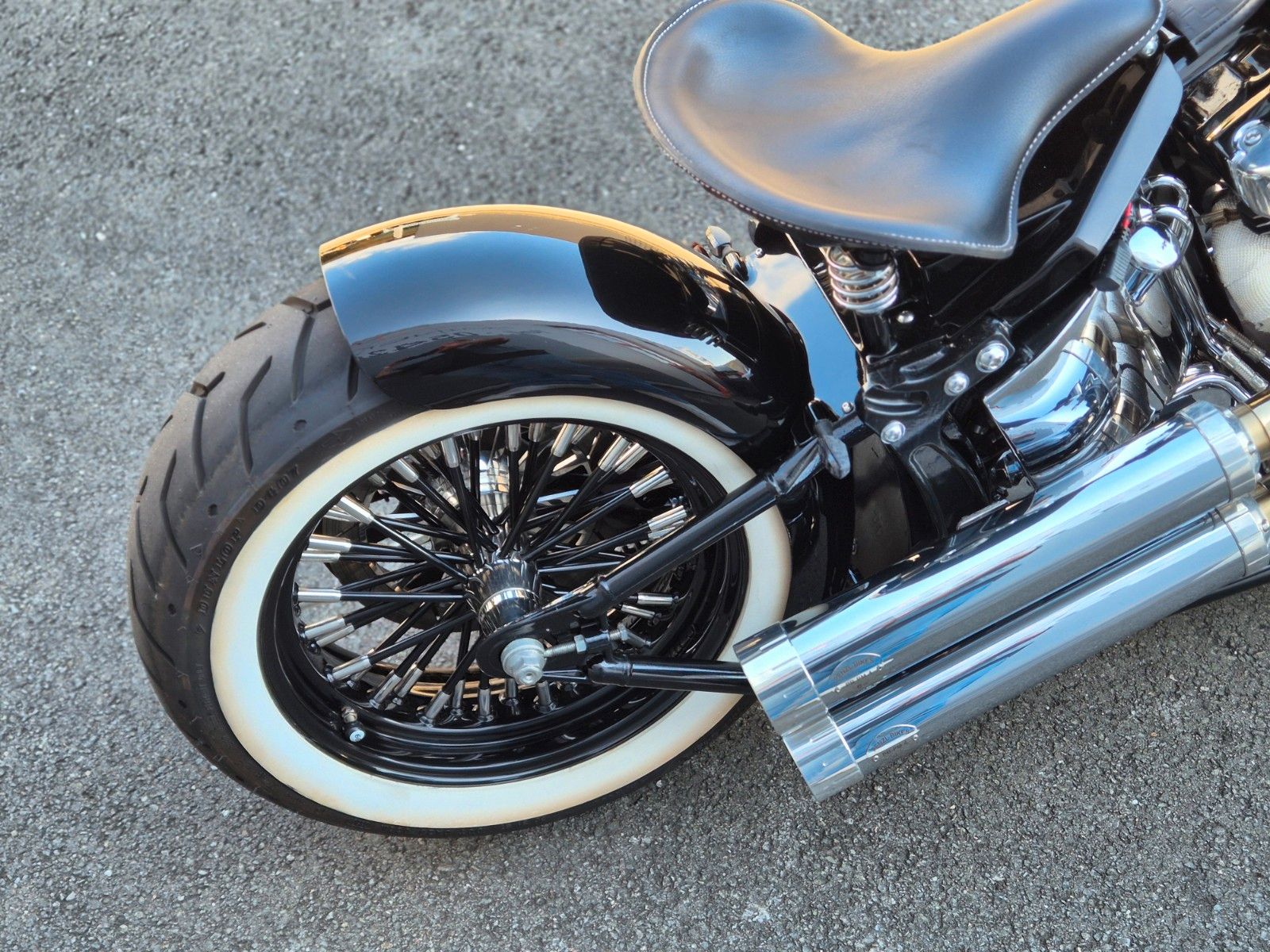 Fahrzeugabbildung Harley-Davidson FXST °° SOFTAIL SPRINGER BOBBER °° -BIG SPOKE-