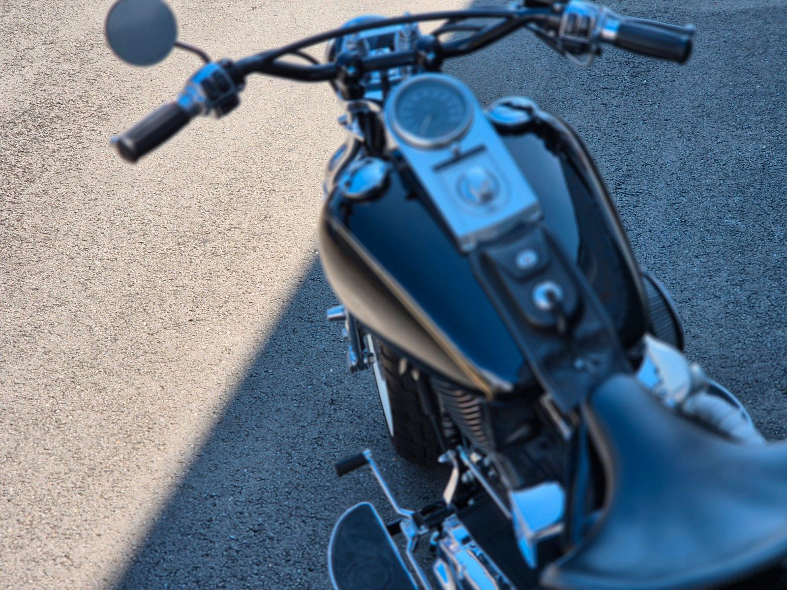 Fahrzeugabbildung Harley-Davidson FXST °° SOFTAIL SPRINGER BOBBER °° -BIG SPOKE-