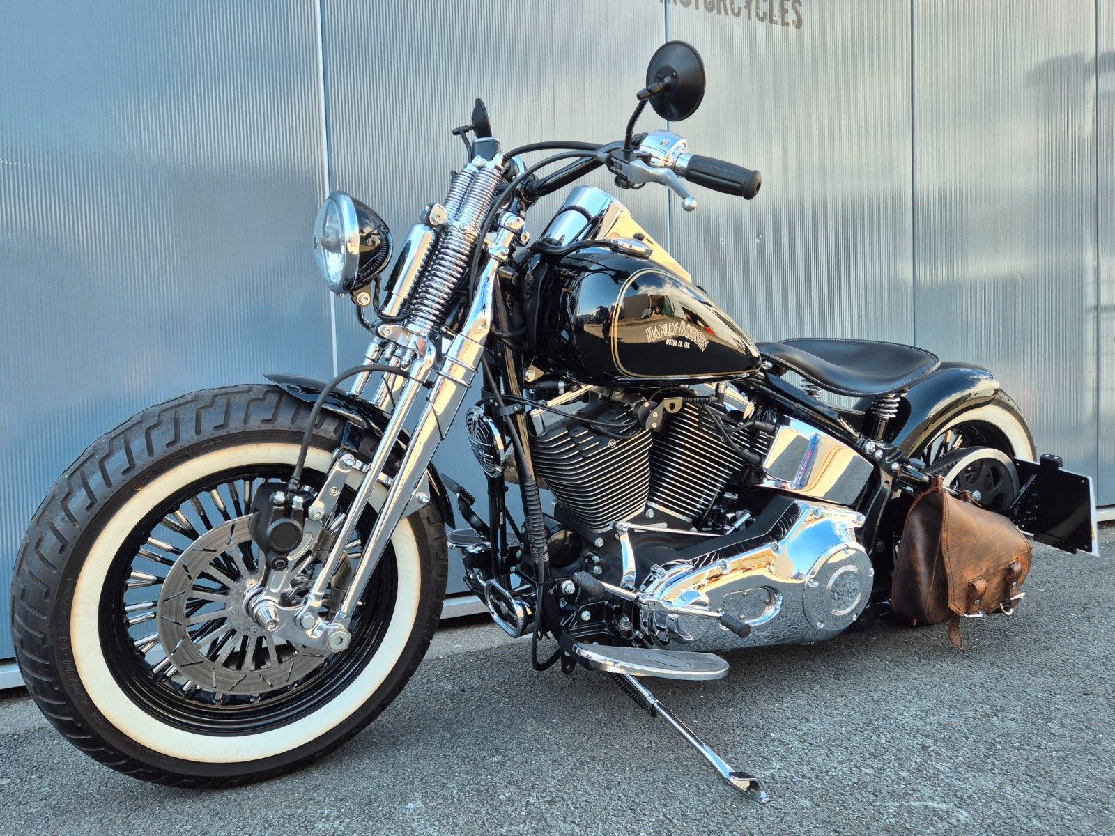 Fahrzeugabbildung Harley-Davidson FXST °° SOFTAIL SPRINGER BOBBER °° -BIG SPOKE-