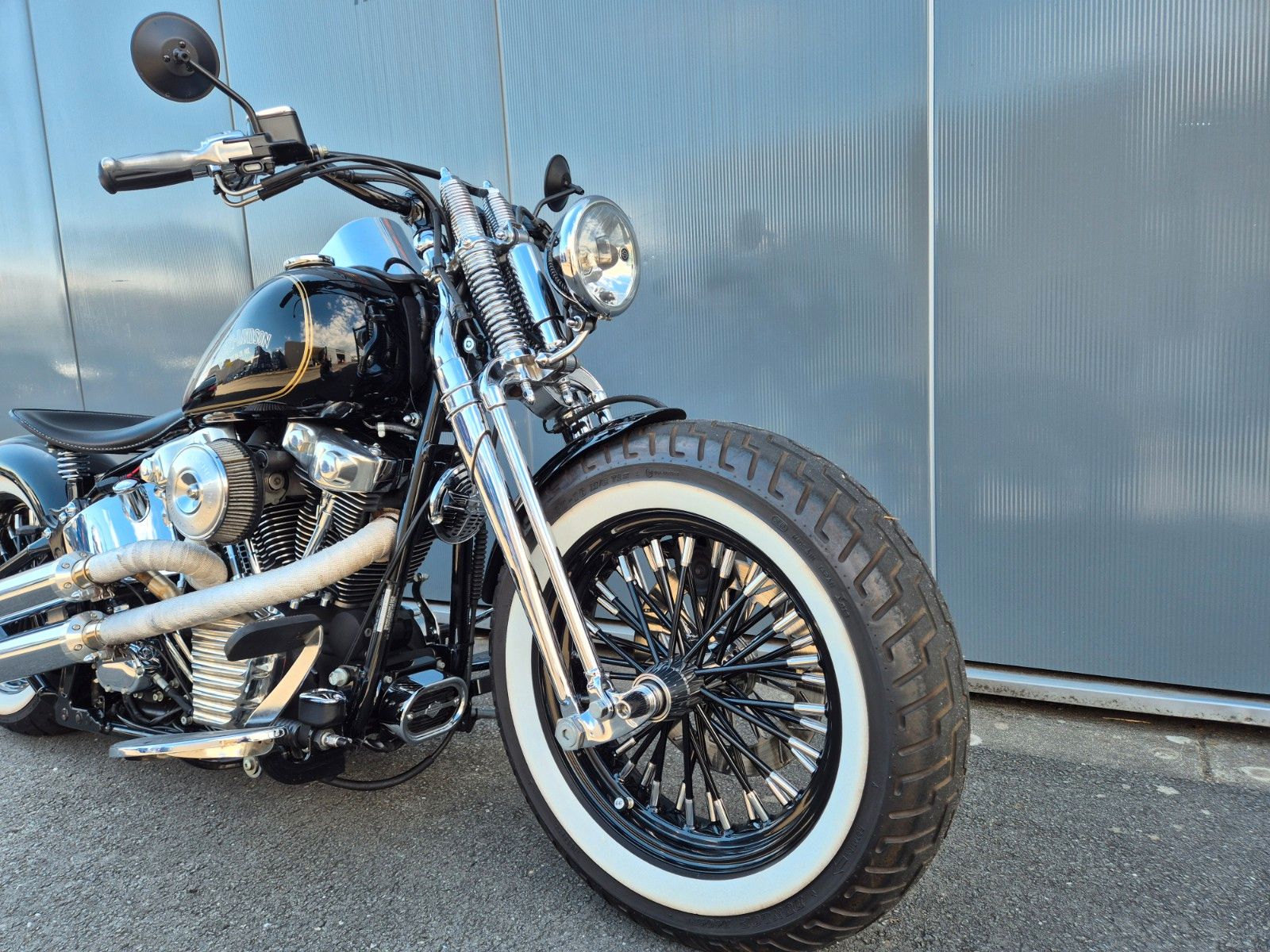 Fahrzeugabbildung Harley-Davidson FXST °° SOFTAIL SPRINGER BOBBER °° -BIG SPOKE-
