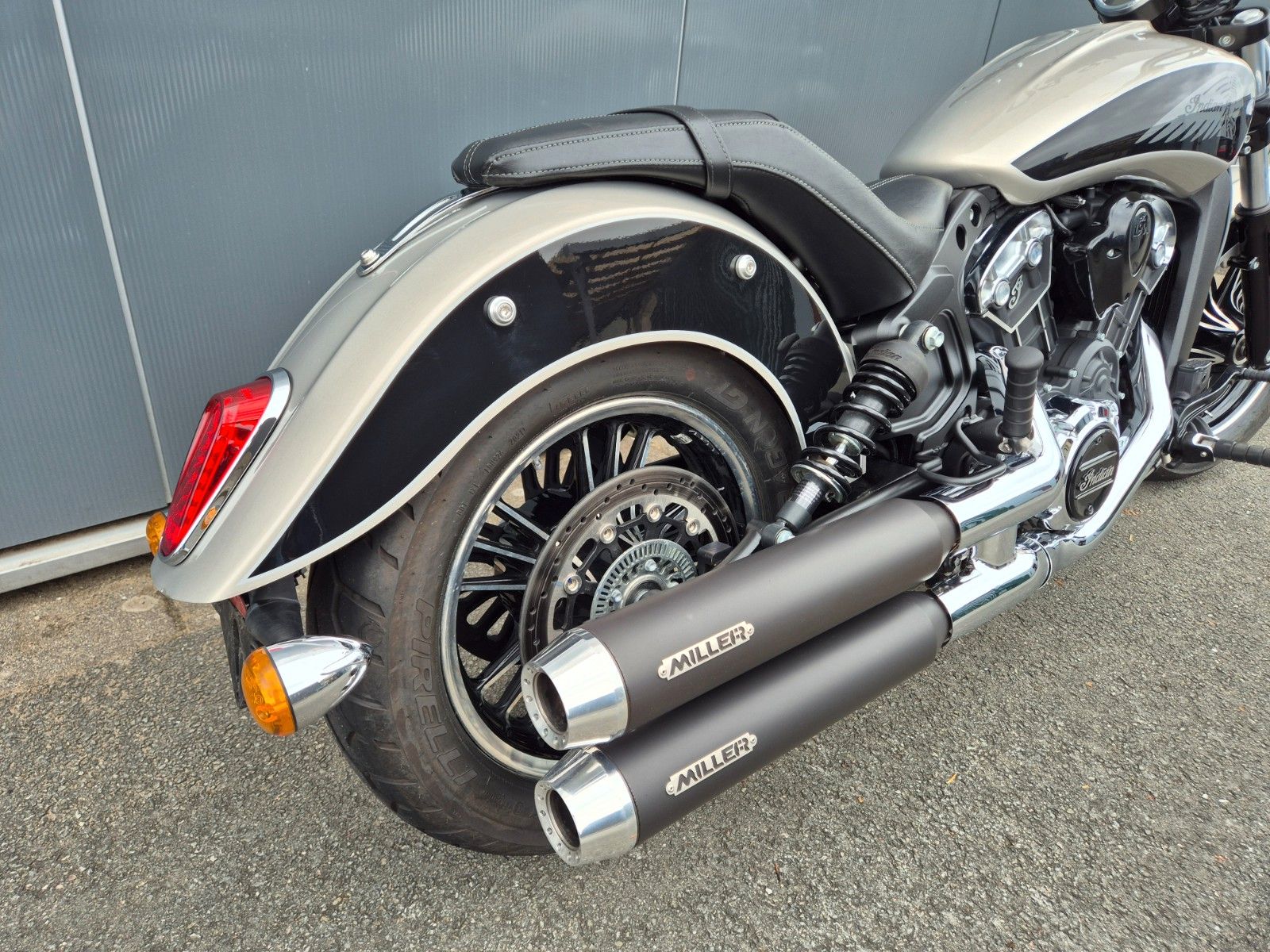 Fahrzeugabbildung Indian SCOUT CLASSIC °°MILLER AUSPUFF°°