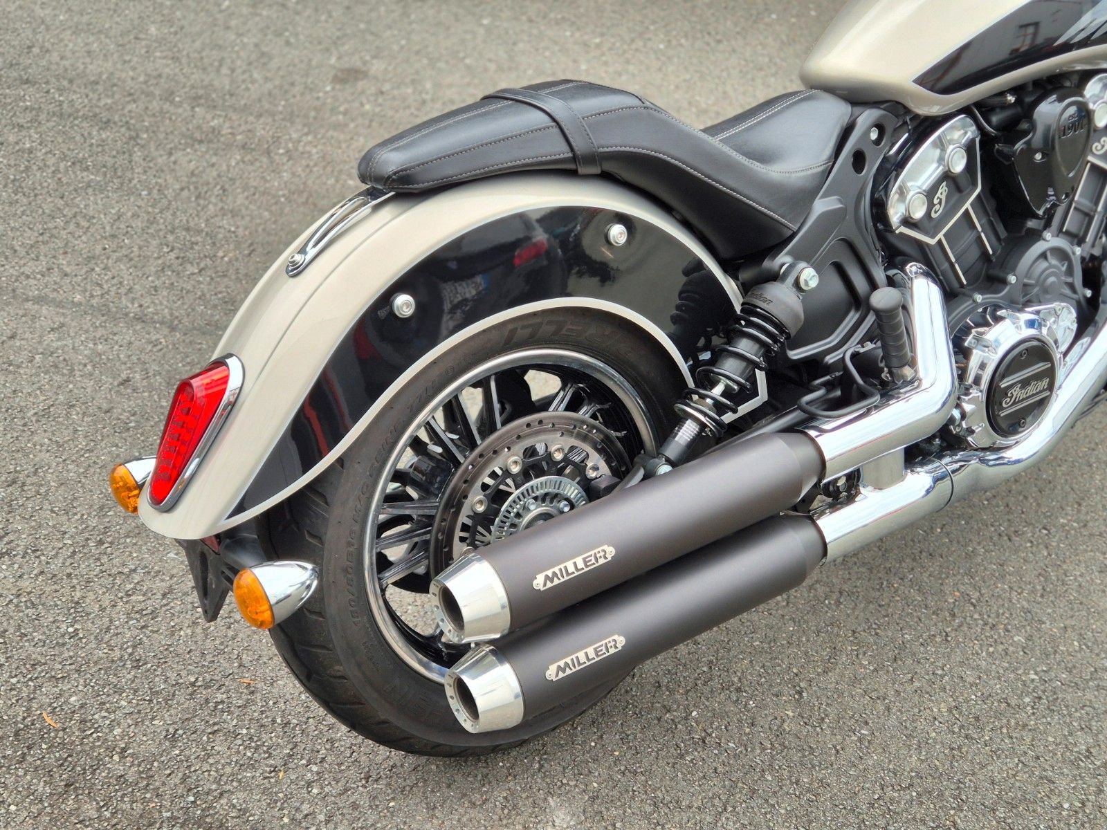 Fahrzeugabbildung Indian SCOUT CLASSIC °°MILLER AUSPUFF°°