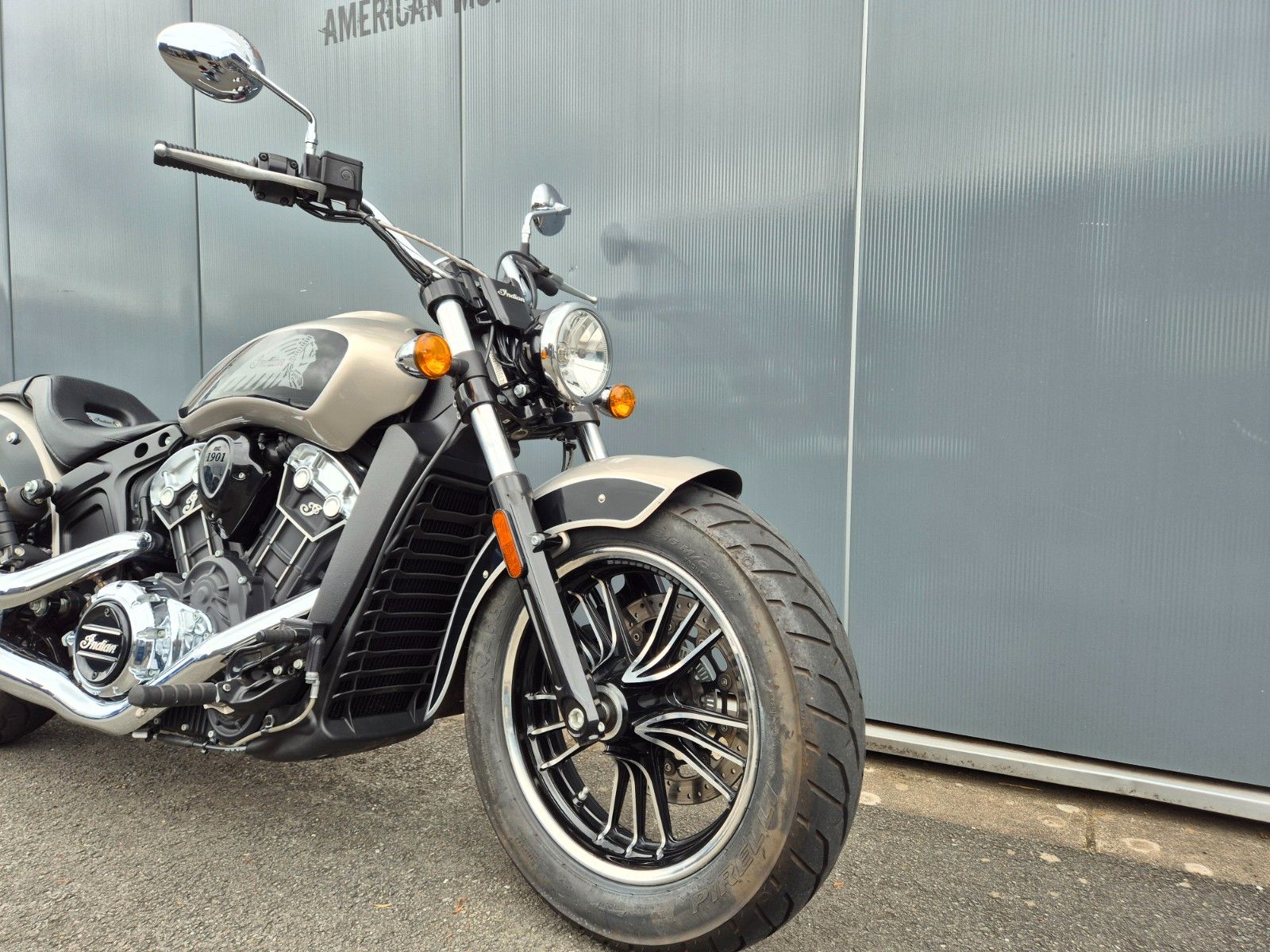 Fahrzeugabbildung Indian SCOUT CLASSIC °°MILLER AUSPUFF°°