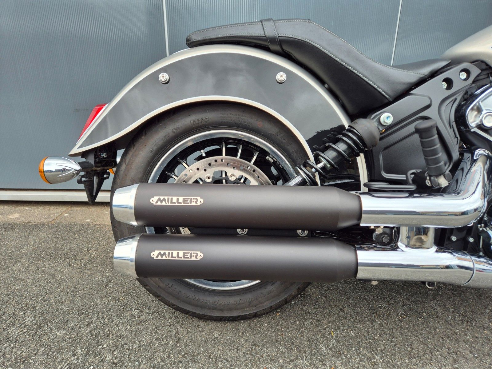 Fahrzeugabbildung Indian SCOUT CLASSIC °°MILLER AUSPUFF°°