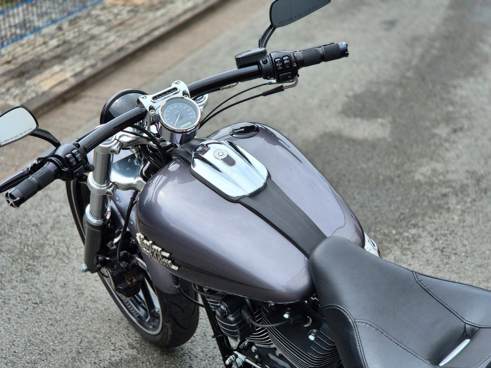 Fahrzeugabbildung Harley-Davidson FXSB 103 °°BREAKOUT CUSTOM°° - JEKILL&HYDE -