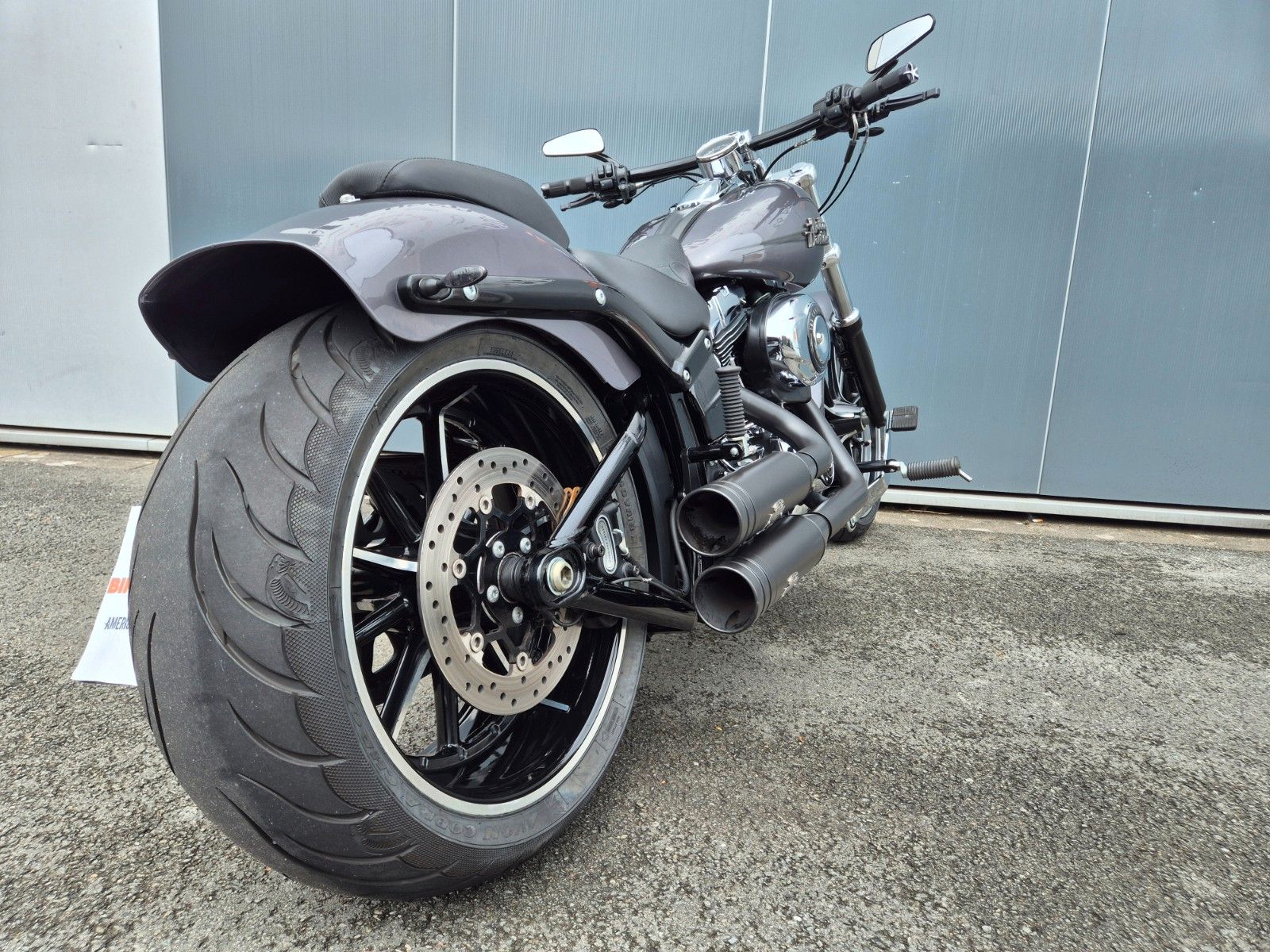Fahrzeugabbildung Harley-Davidson FXSB 103 °°BREAKOUT CUSTOM°° - JEKILL&HYDE -