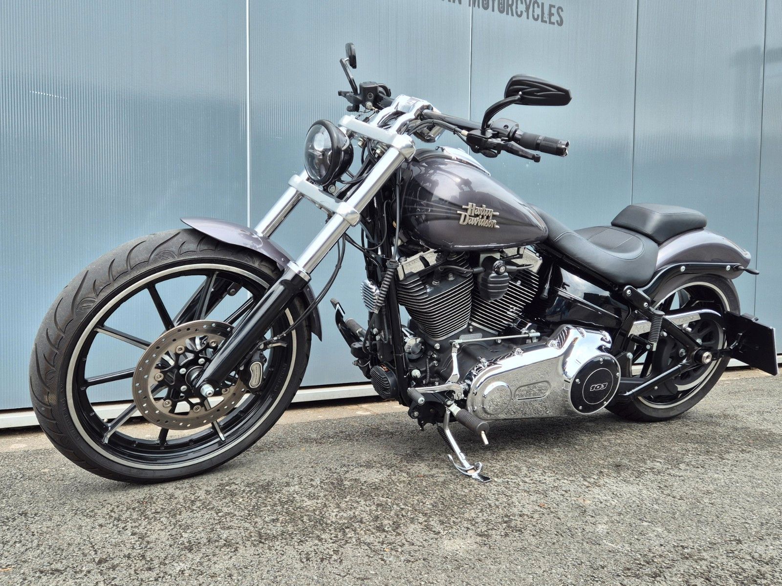 Fahrzeugabbildung Harley-Davidson FXSB 103 °°BREAKOUT CUSTOM°° - JEKILL&HYDE -