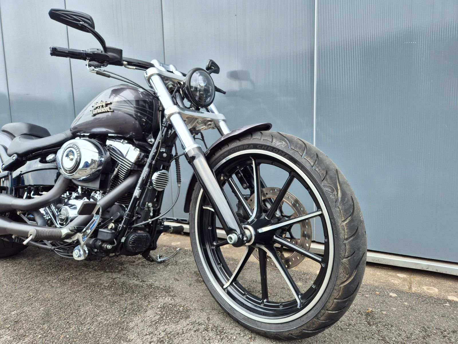 Fahrzeugabbildung Harley-Davidson FXSB 103 °°BREAKOUT CUSTOM°° - JEKILL&HYDE -