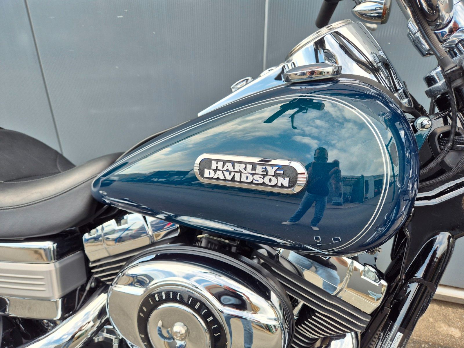 Fahrzeugabbildung Harley-Davidson FXDWG °°DYNA WIDE GLIDE°°-1.HAND-DEUTSCHES BIKE-