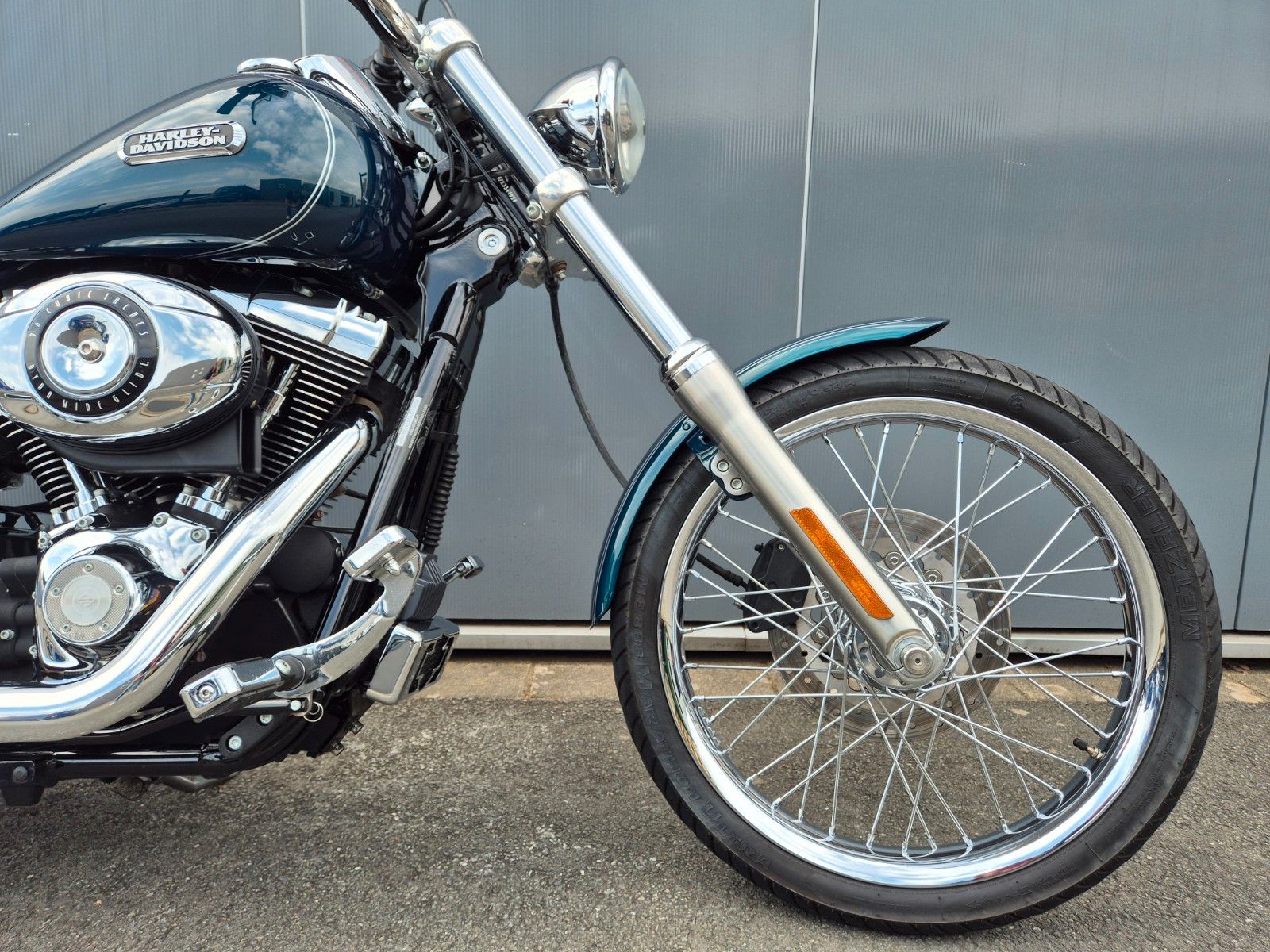 Fahrzeugabbildung Harley-Davidson FXDWG °°DYNA WIDE GLIDE°°-1.HAND-DEUTSCHES BIKE-