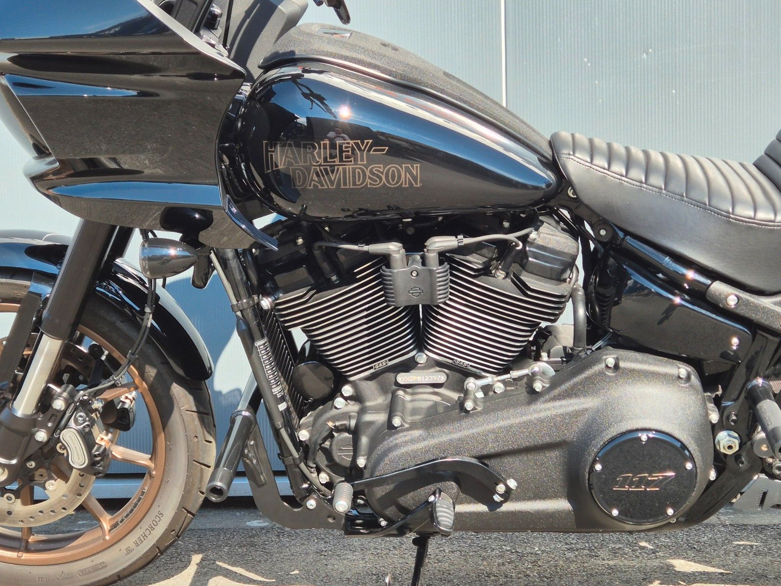Fahrzeugabbildung Harley-Davidson FXLRST °°LOW RIDER ST°° $ - CLUBSTYLE - $