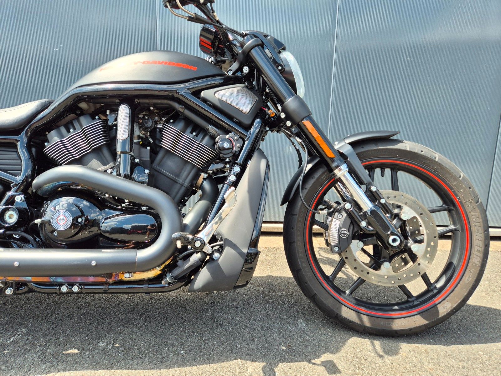 Fahrzeugabbildung Harley-Davidson VRSCDX°°NIGHT ROD SPECIAL°° - V-ROD-REMUS -