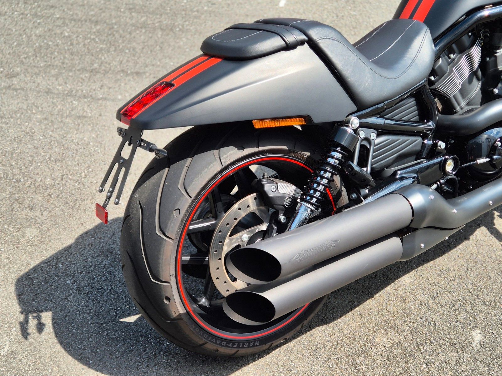 Fahrzeugabbildung Harley-Davidson VRSCDX°°NIGHT ROD SPECIAL°° - V-ROD-REMUS -