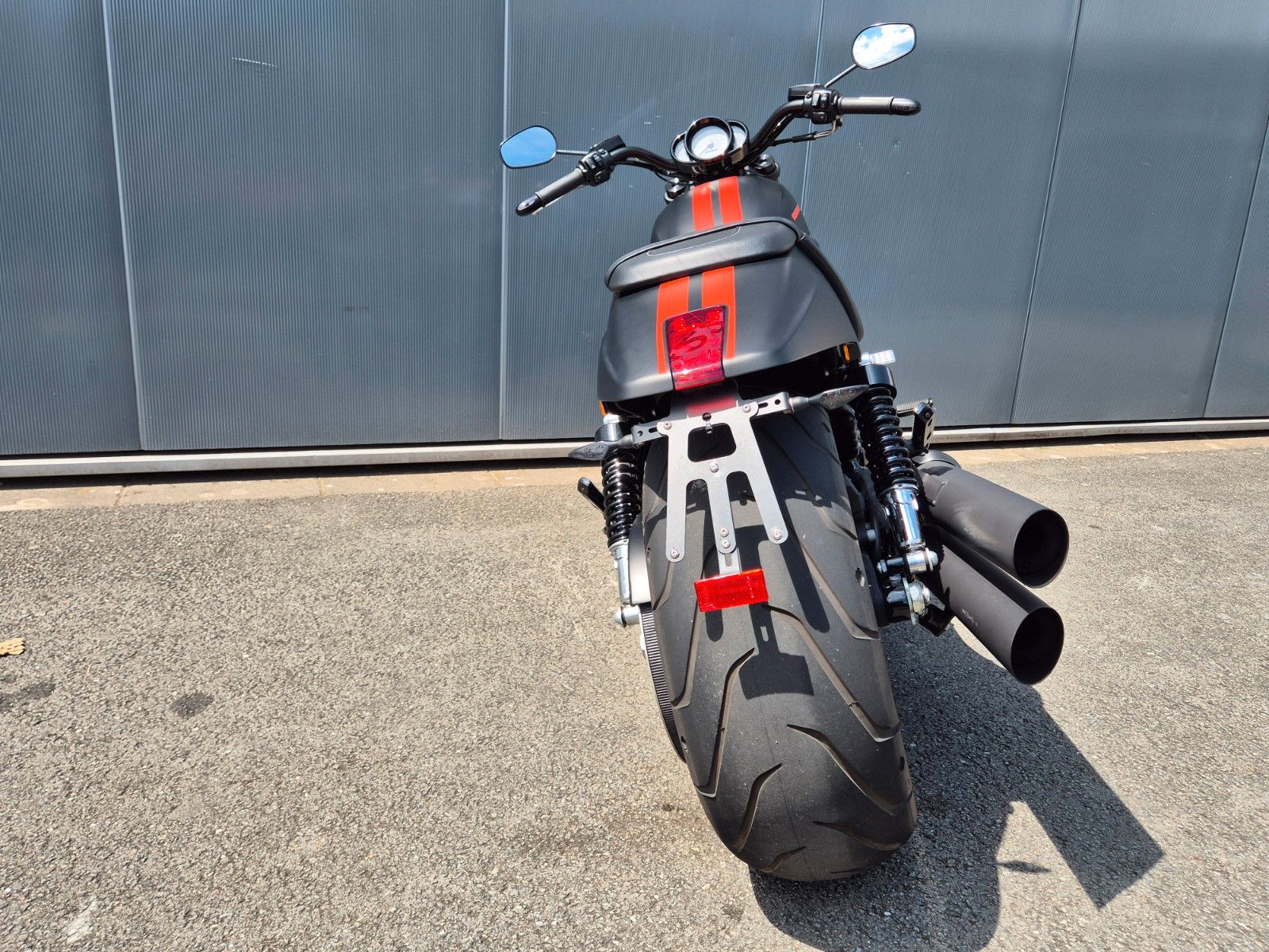 Fahrzeugabbildung Harley-Davidson VRSCDX°°NIGHT ROD SPECIAL°° - V-ROD-REMUS -