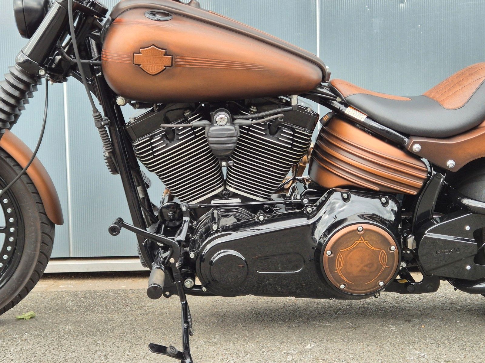 Fahrzeugabbildung Harley-Davidson FXST / FXCW °°ROCKER CUSTOM°° -BROWN SUGAR-