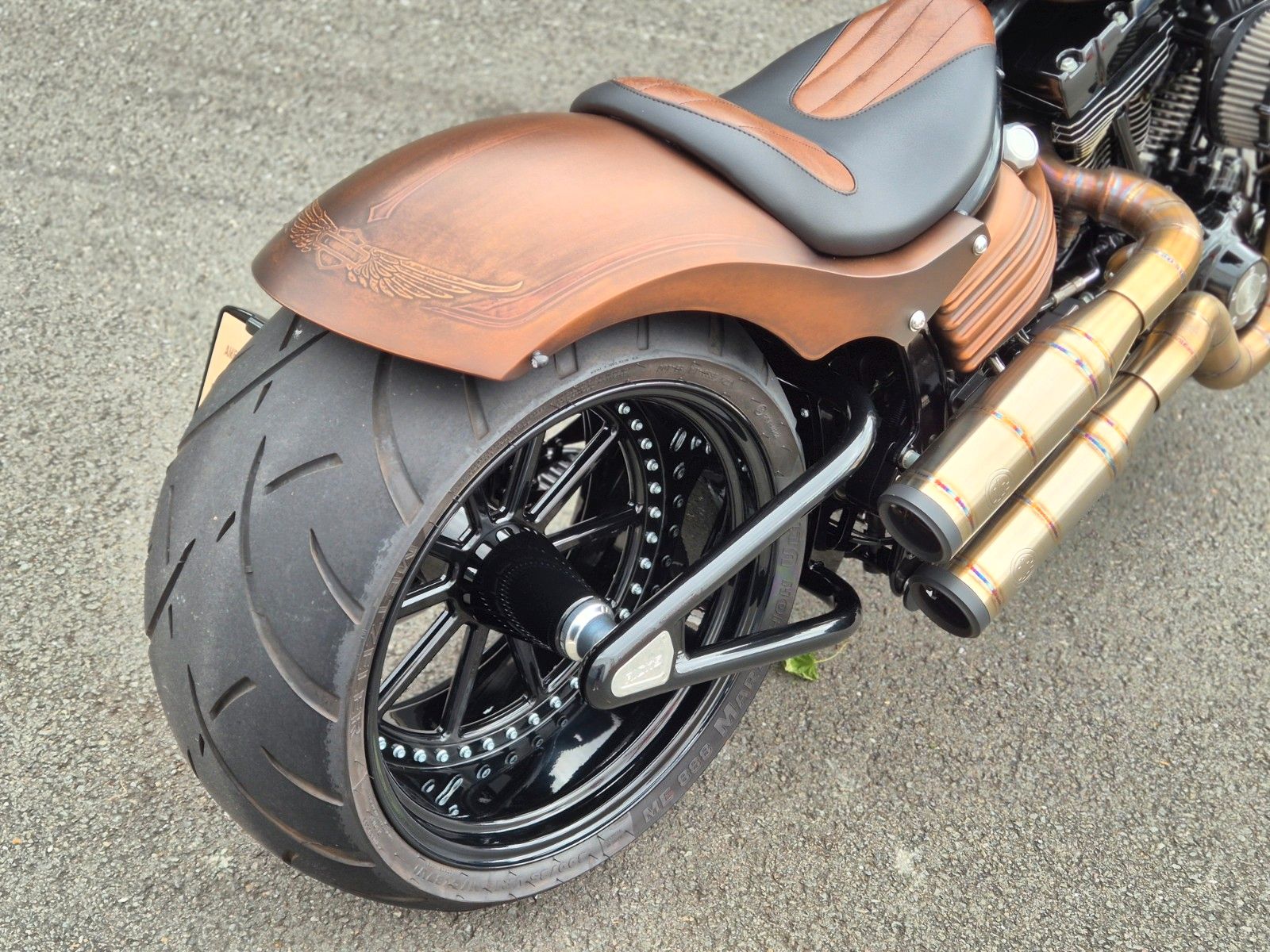 Fahrzeugabbildung Harley-Davidson FXST / FXCW °°ROCKER CUSTOM°° -BROWN SUGAR-