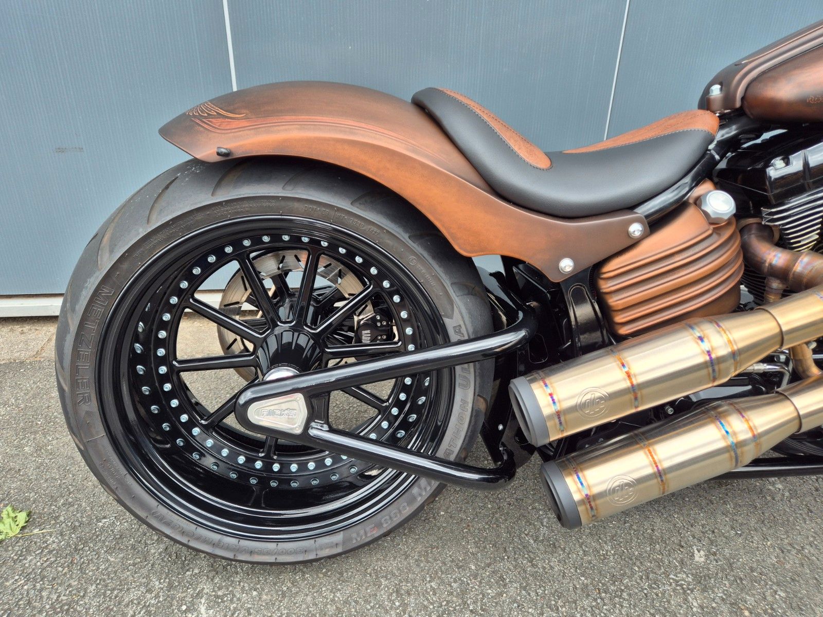 Fahrzeugabbildung Harley-Davidson FXST / FXCW °°ROCKER CUSTOM°° -BROWN SUGAR-