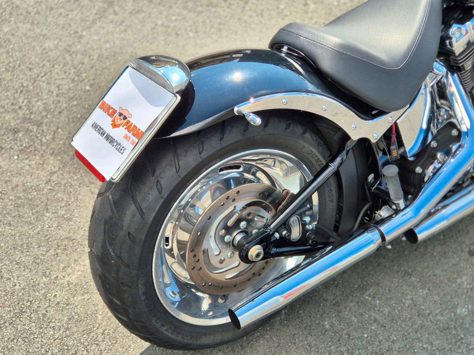 Fahrzeugabbildung Harley-Davidson FXSTC °°SOFTAIL CUSTOM°° 'O9 - 5HD - 7568km-