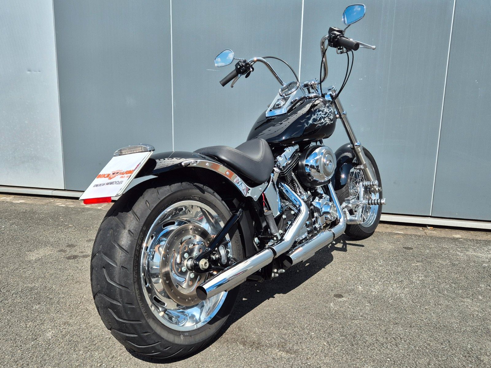 Fahrzeugabbildung Harley-Davidson FXSTC °°SOFTAIL CUSTOM°° 'O9 - 5HD - 7568km-